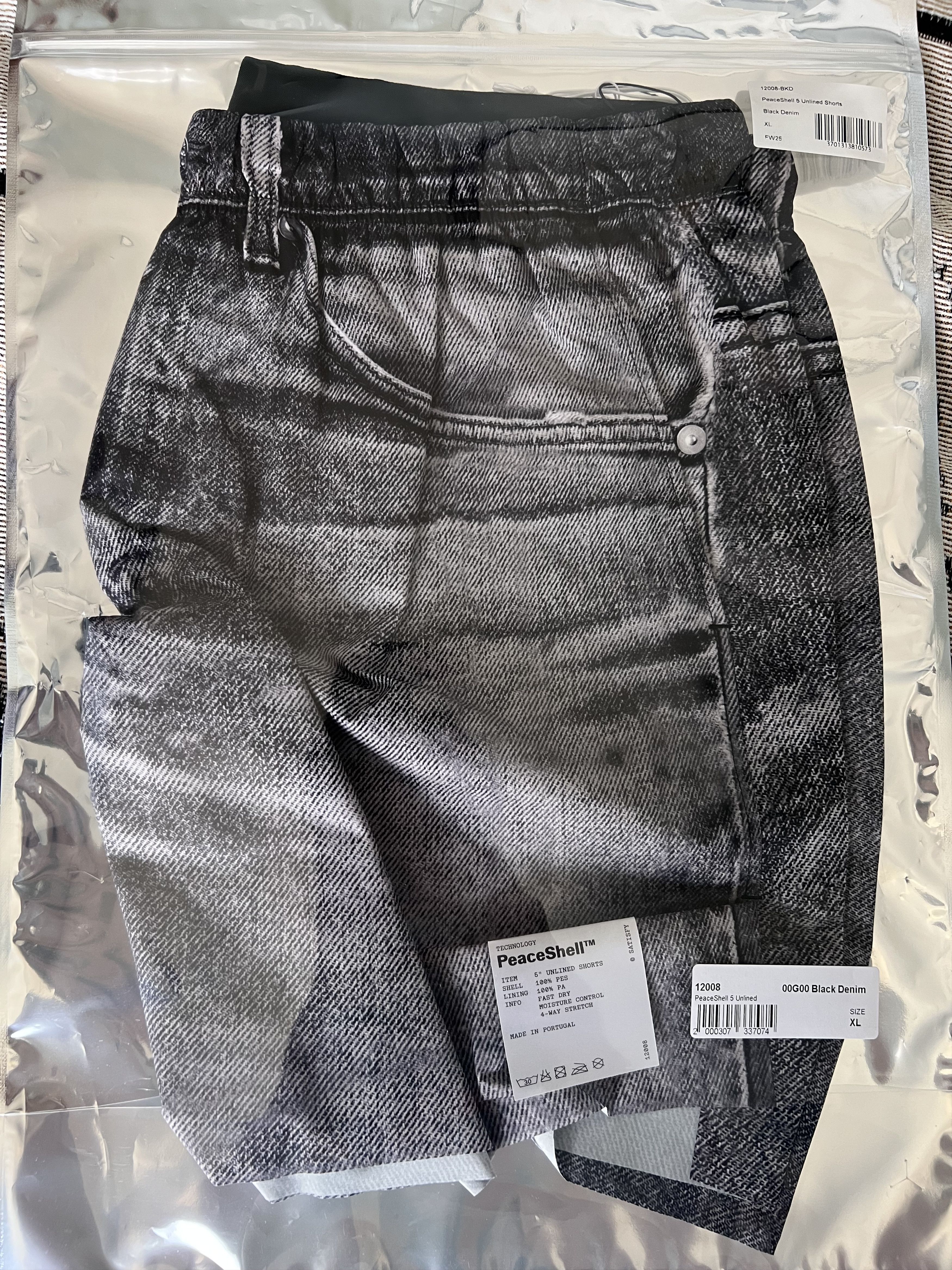 Satisfy Satisfy Running 5" PeaceShell Shorts in Black Denim Size US 36 / EU 52 - 8 Thumbnail