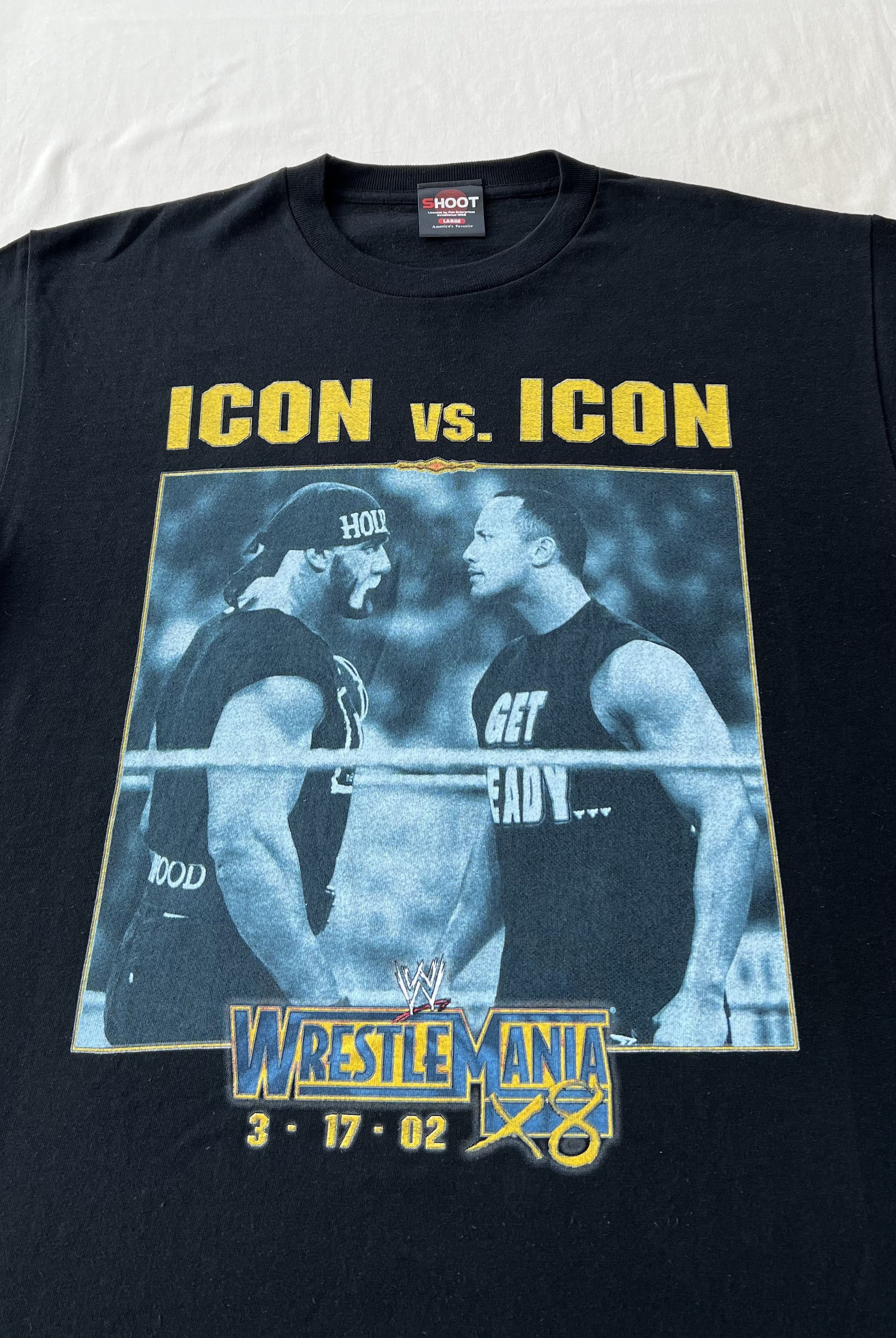 WWE Vintage 2002 Hulk Hogan vs The Rock Wrestlemania 18 X8 WWE Size US L / EU 52-54 / 3 - 3 Thumbnail