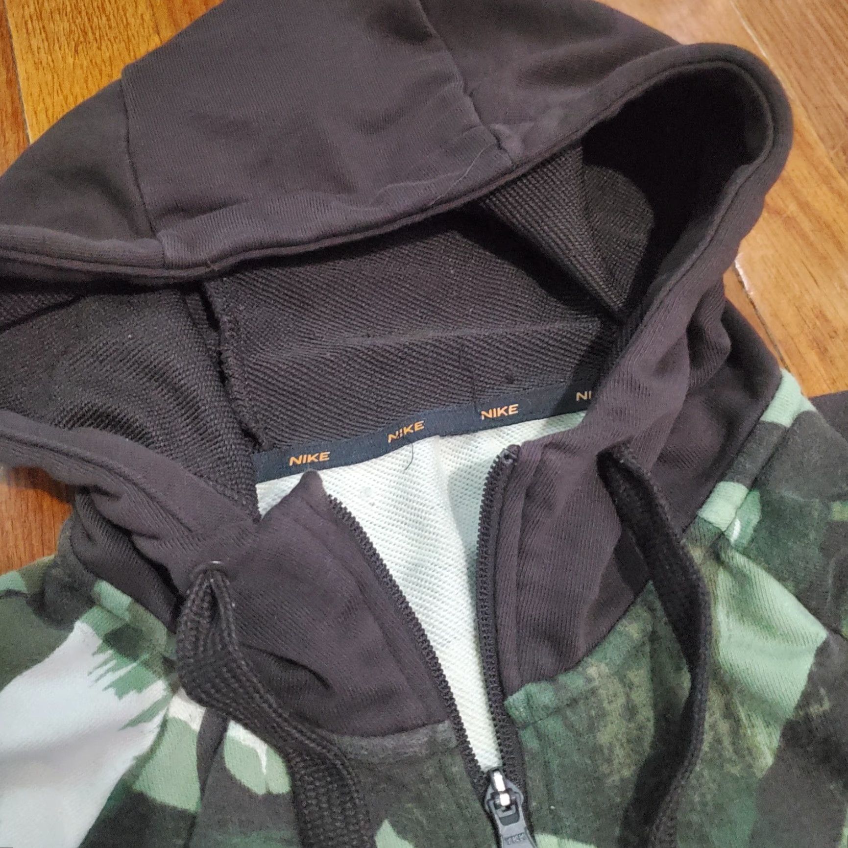 Nike Nike Mens Cascade Brushstroke Camo Full Zip Hoodie M - Multicolor Camouflage Logo Zip, Full Zip, Size M, Men, Hoodie, Winter/Fall/Spring Size US M / EU 48-50 / 2 - 5 Thumbnail