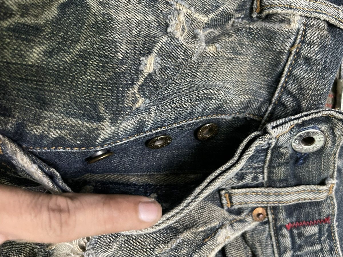 Guess 90s GUESS DISTRESSED STYLE RARE DESIGN Size US 30 / EU 46 - 7 Thumbnail