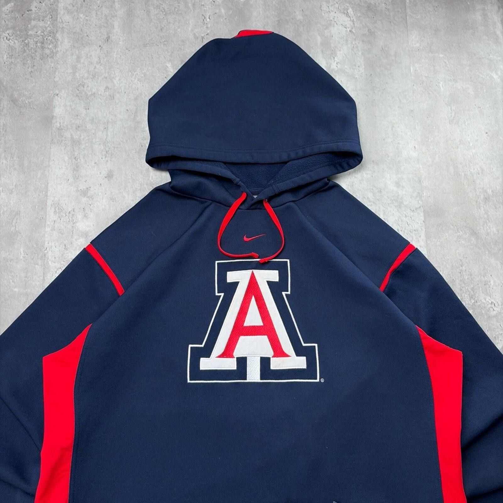 Nike Vintage Nike Team Middle Swoosh University Of Arizona Hoodie Size US L / EU 52-54 / 3 - 2 Thumbnail