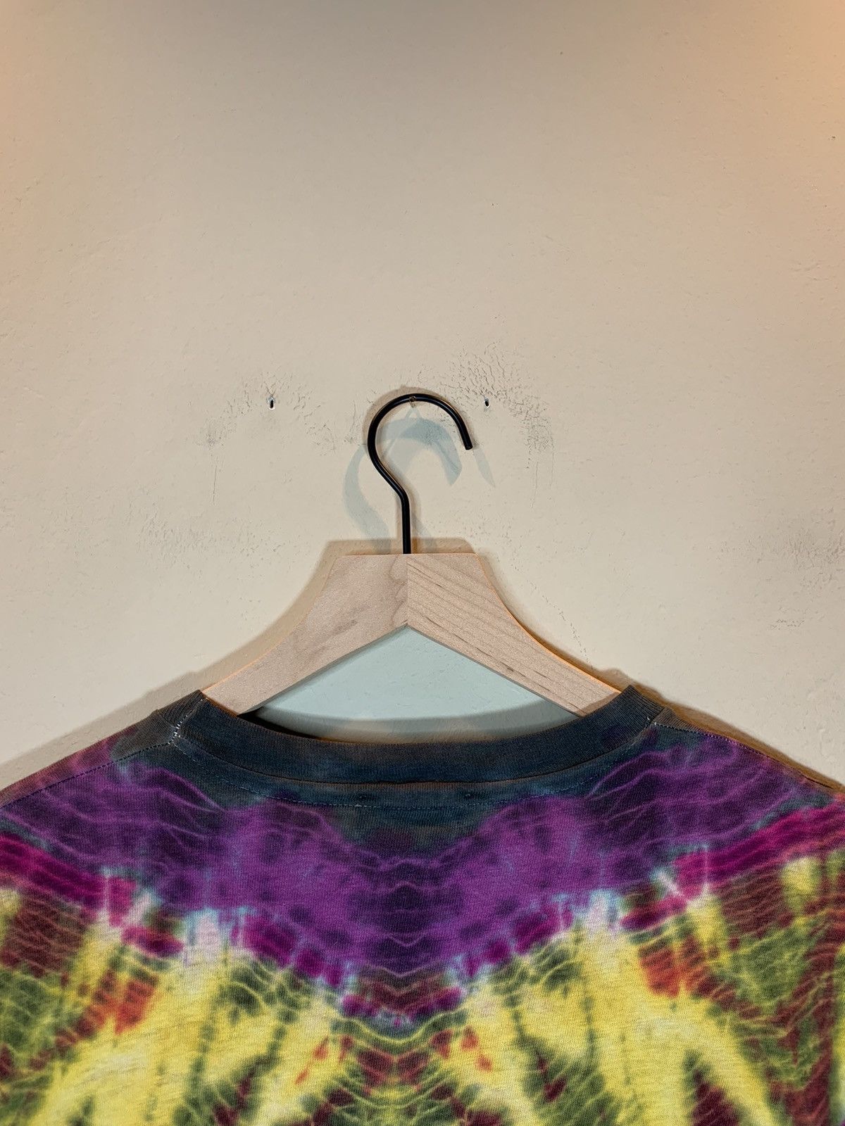 Band Tees × Vintage RARE* Vintage 80s Twisted Sister Symmetria Tie-Dye Art Shirt Size US XL / EU 56 / 4 - 7 Thumbnail