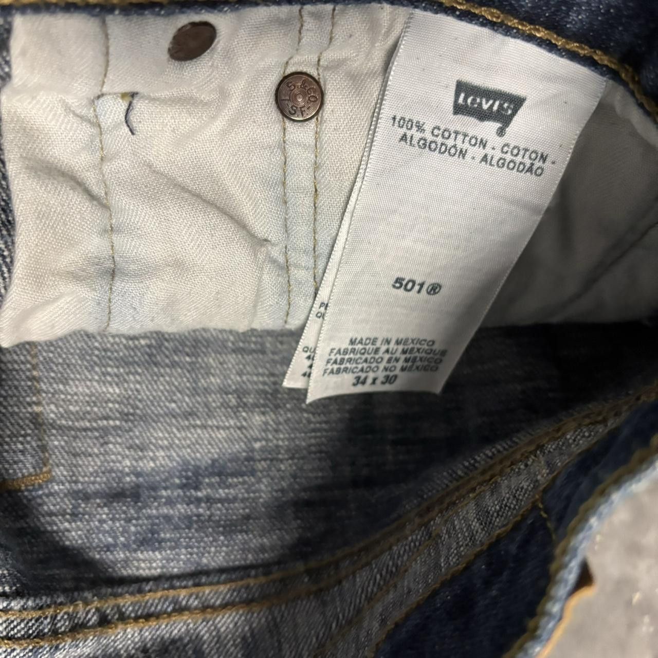 Levi's × Vintage Crazy Vintage Y2K/2000s Grunge Dark Wash Levi’s 501 Denim Jeans! Size US 33 - 8 Thumbnail