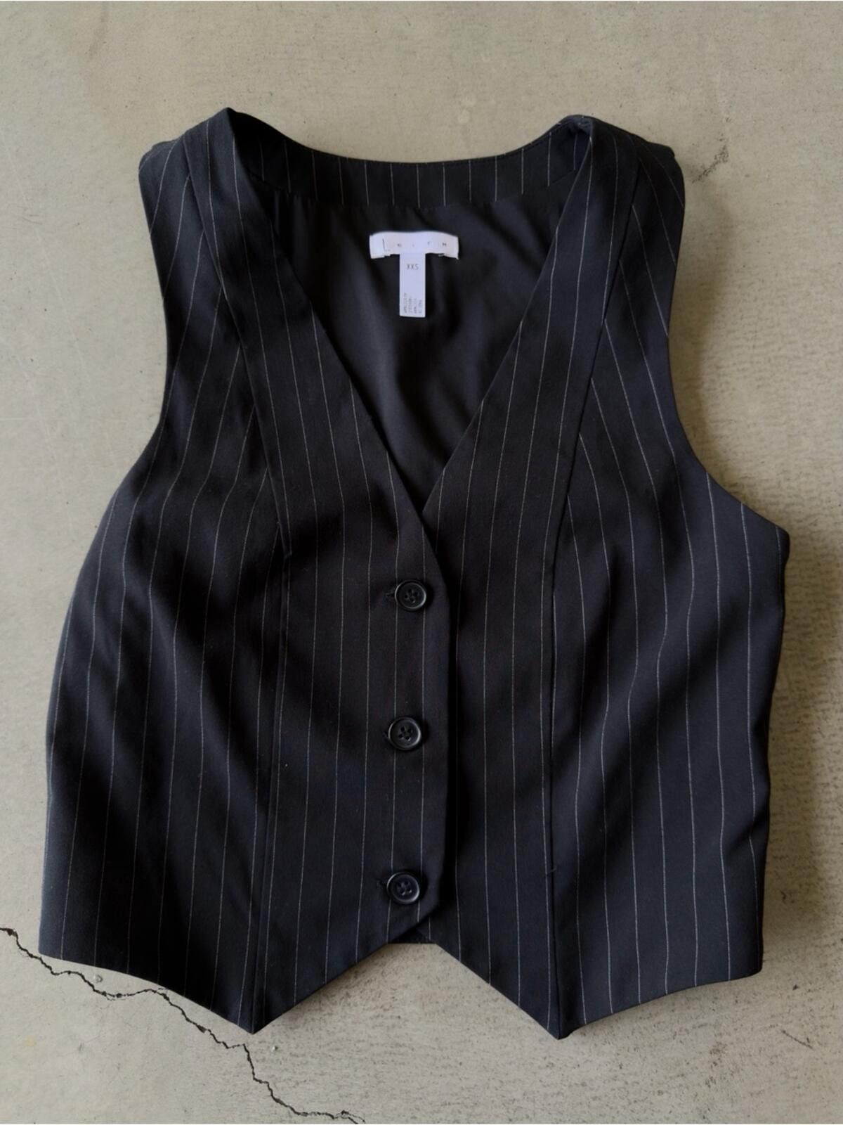 Leather Leith / Pinstripe Button Vest Top / Black XXS Size XXS / US 00 / IT 34 - 1 Thumbnail