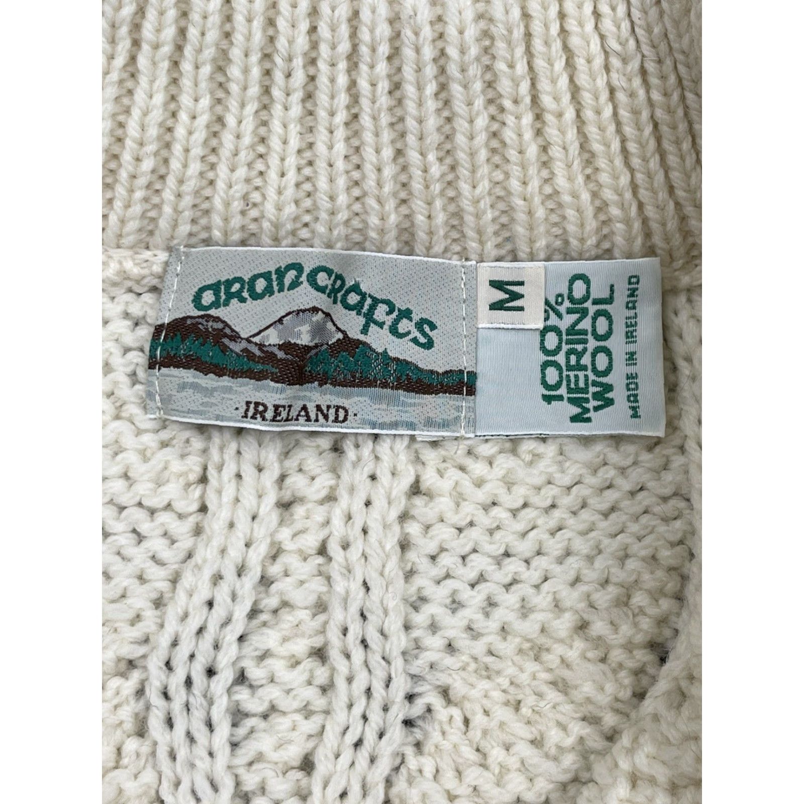 Vintage VINTAGE Aran Crafts Merino Wool Cable Knit Cardigan Sweater Womens M Ivory Size M / US 6-8 / IT 42-44 - 2 Thumbnail