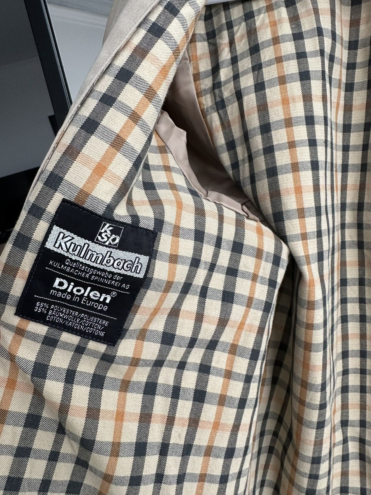 DAKS Vintage DAKS Beige Trench Coat with Check LiningJapan Market Size US M / EU 48-50 / 2 - 10 Thumbnail