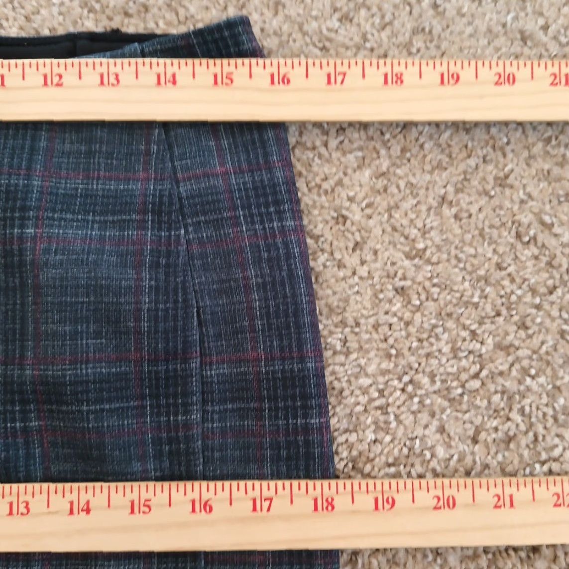 Vintage Liverpool Skirt Women Petite 10P Knee Length Plaid Elastic Waist Slit Blue Pink Pencil Chair? Size 32" / US 10 / IT 46 - 3 Thumbnail