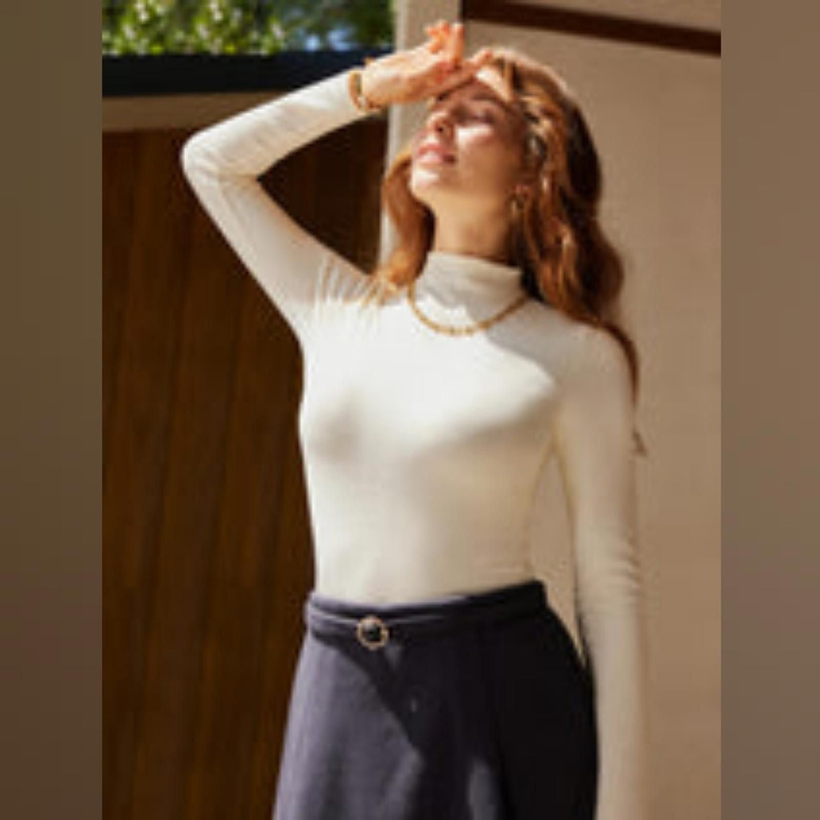 Designer OGL Mid Thermal Thermal Brushed Mock Neck Crop Top Size S / US 4 / IT 40 - 11 Thumbnail