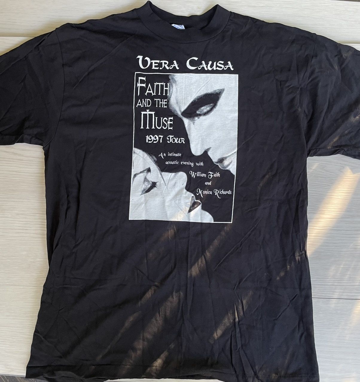 Other Faith and the Muse XL Vera Causa 1997 acoustic evening tee Size US XL / EU 56 / 4 - 1 Thumbnail