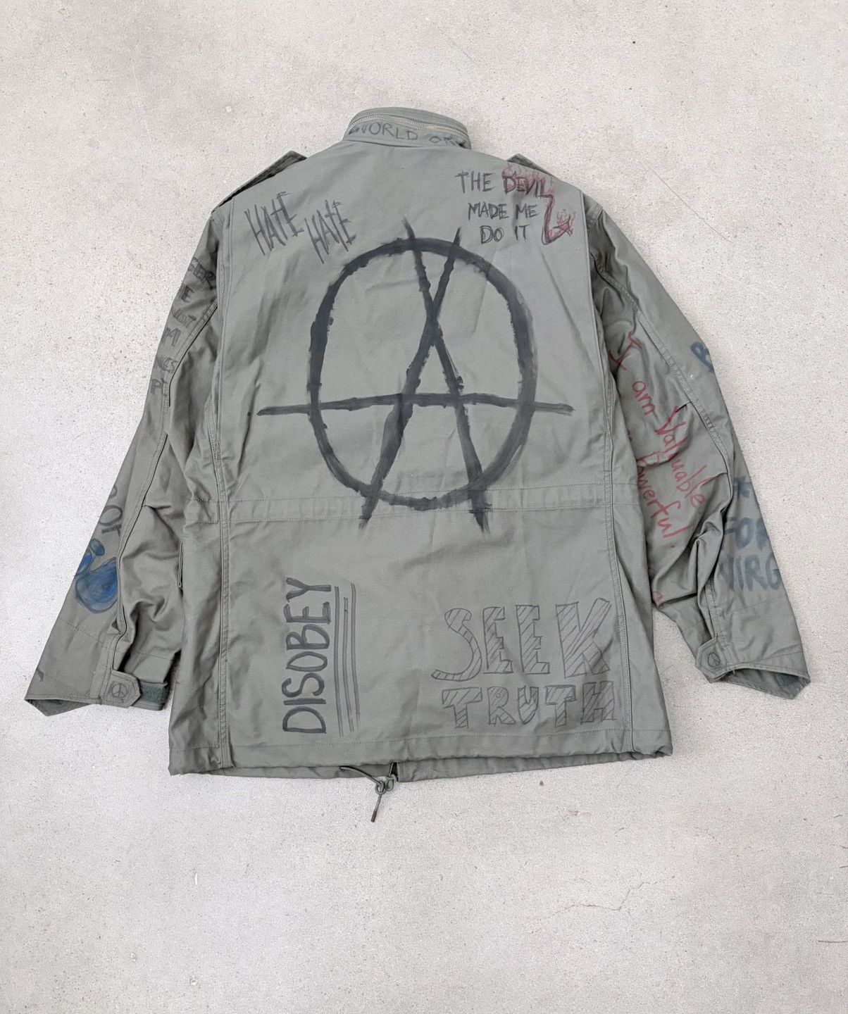 Alpha Industries barney's new york m-65 field anarchy jacket Size US M / EU 48-50 / 2 - 7 Thumbnail