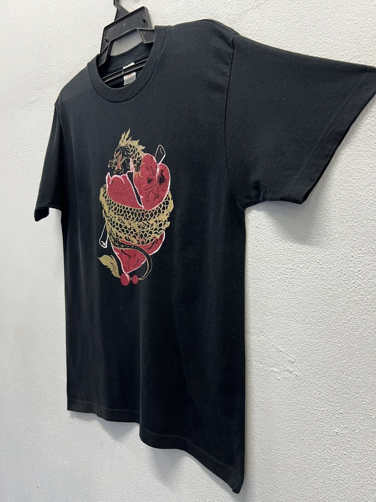 Vintage VINTAGE DRAGON HEART SHIRT Size US M / EU 48-50 / 2 - 5 Thumbnail