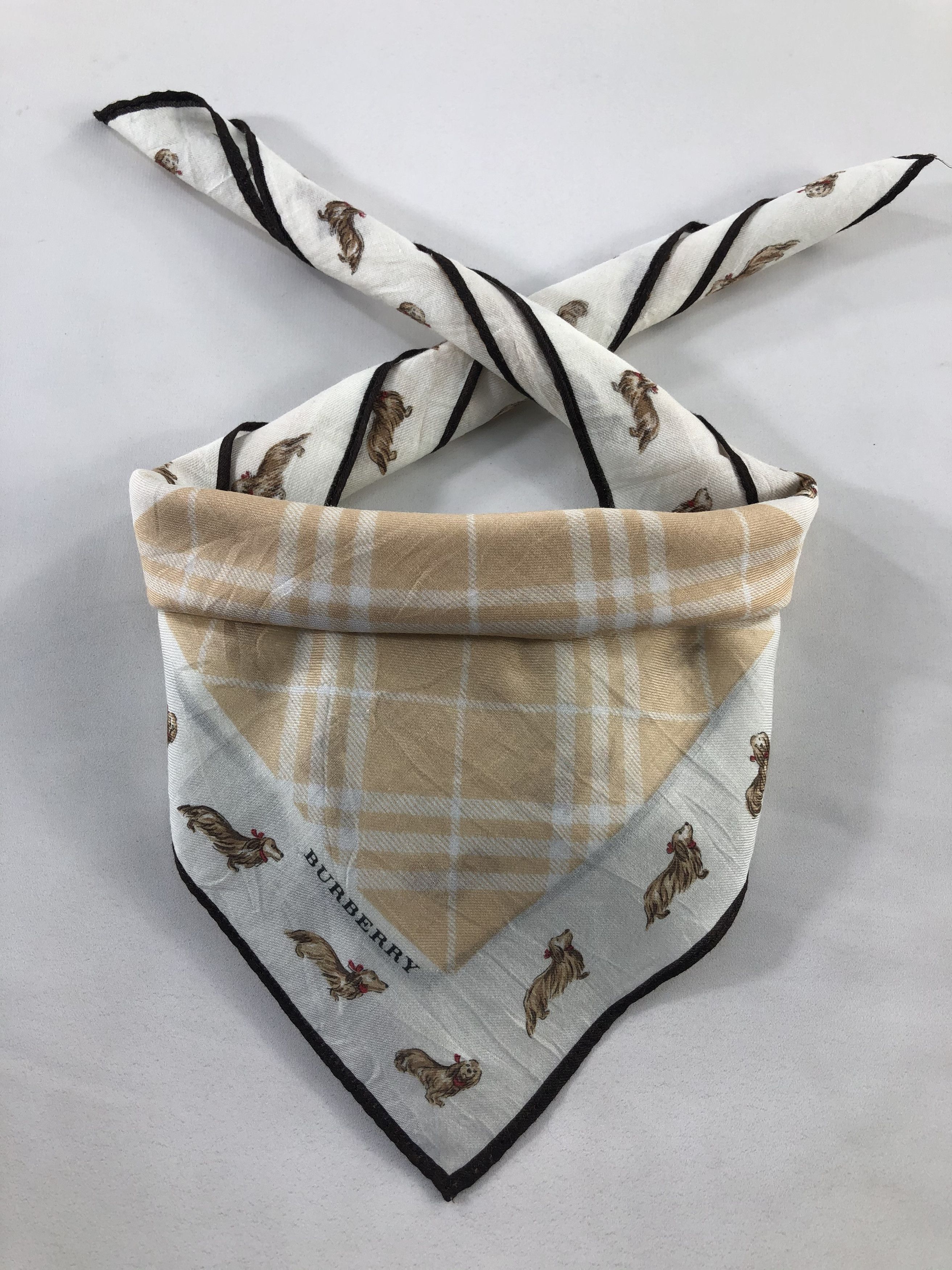 Burberry Burberry Handkerchief / Bandana / Neckerchief Size ONE SIZE - 1 Thumbnail