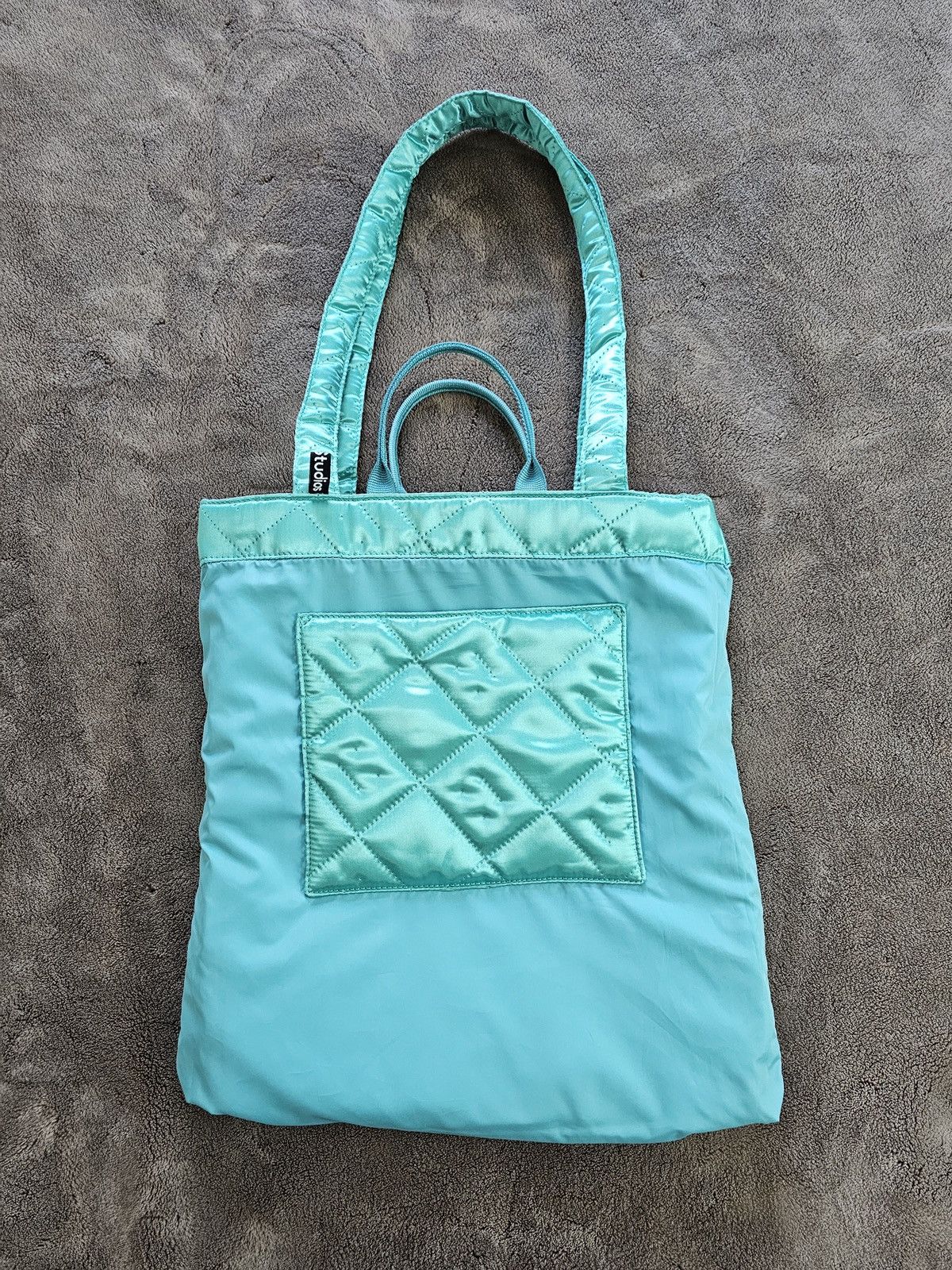 Acne Studios Quilted Face Logo Satin Tote Bag in Jade Green FW21 'Awa' Size ONE SIZE - 11 Thumbnail