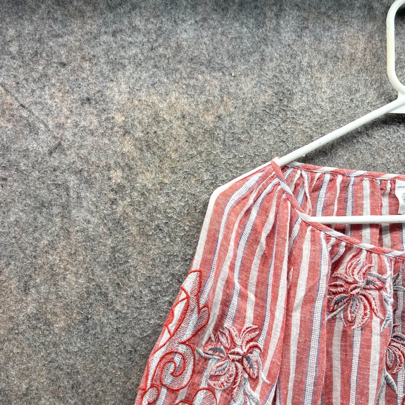 Anthropologie Anthropologie Shirt Womens Medium Red White Striped Embroidered Boho Akemi + Kin Blouse Casual Mens? Size M / US 6-8 / IT 42-44 - 6 Thumbnail