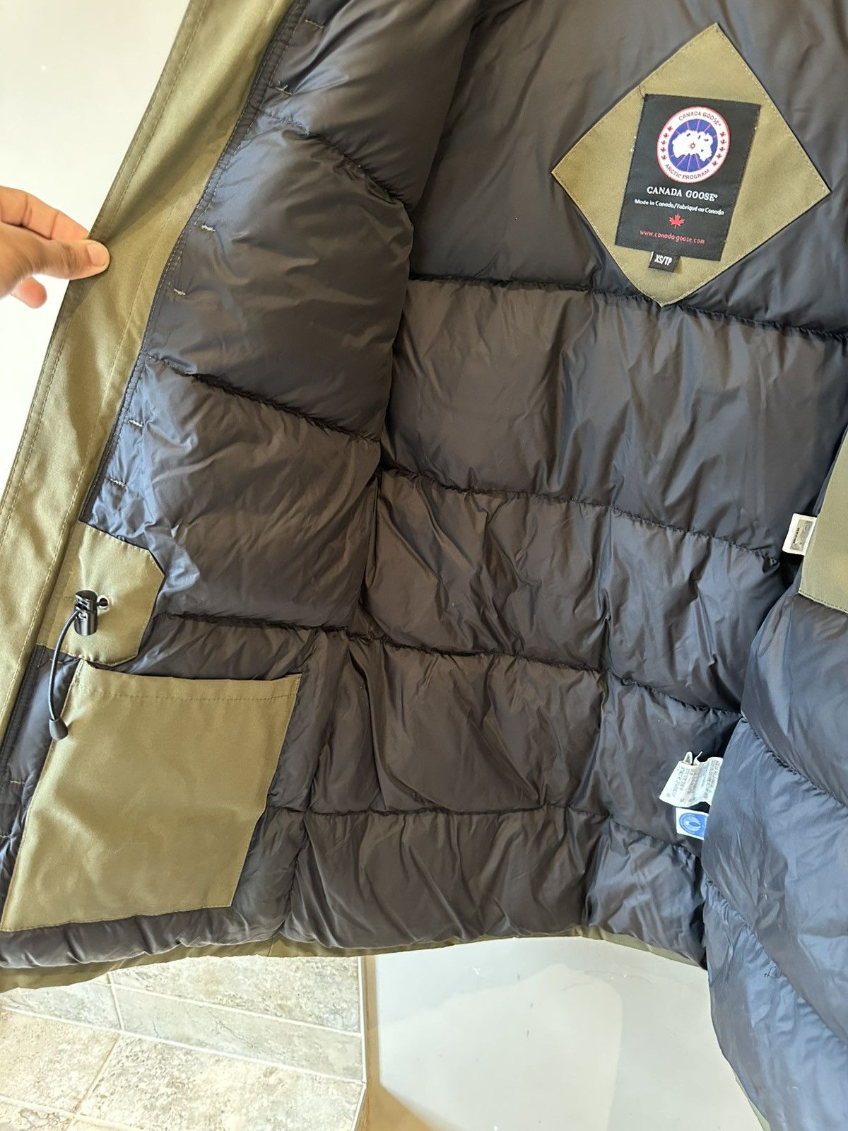 Canada Goose CANADA GOOSE Banff Parka Size US XS / EU 42 / 0 - 8 Thumbnail