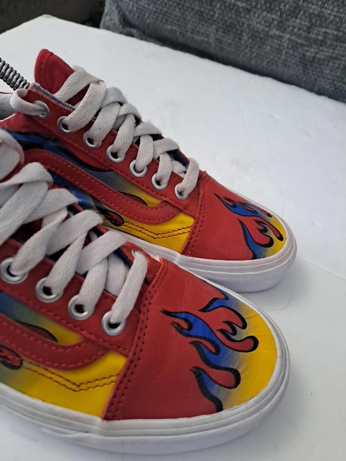 Vans Vans Old Skool Racer sneakers in the red/blue flame Size 5.5 Size US 7.5 / IT 37.5 - 3 Thumbnail