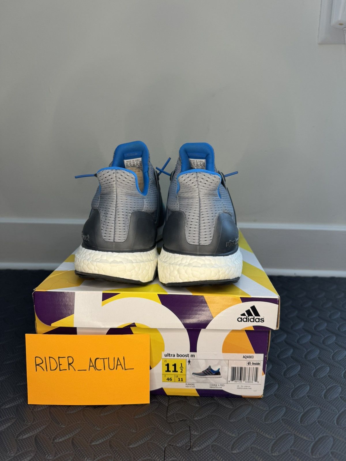 Adidas Adidas UltraBOOST m Size US 11.5 / EU 44-45 - 4 Thumbnail