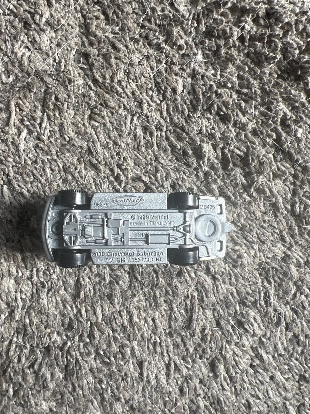 Chevrolet 1999 Mattel Matchbox 2000 Chevrolet Suburban Size ONE SIZE - 6 Thumbnail