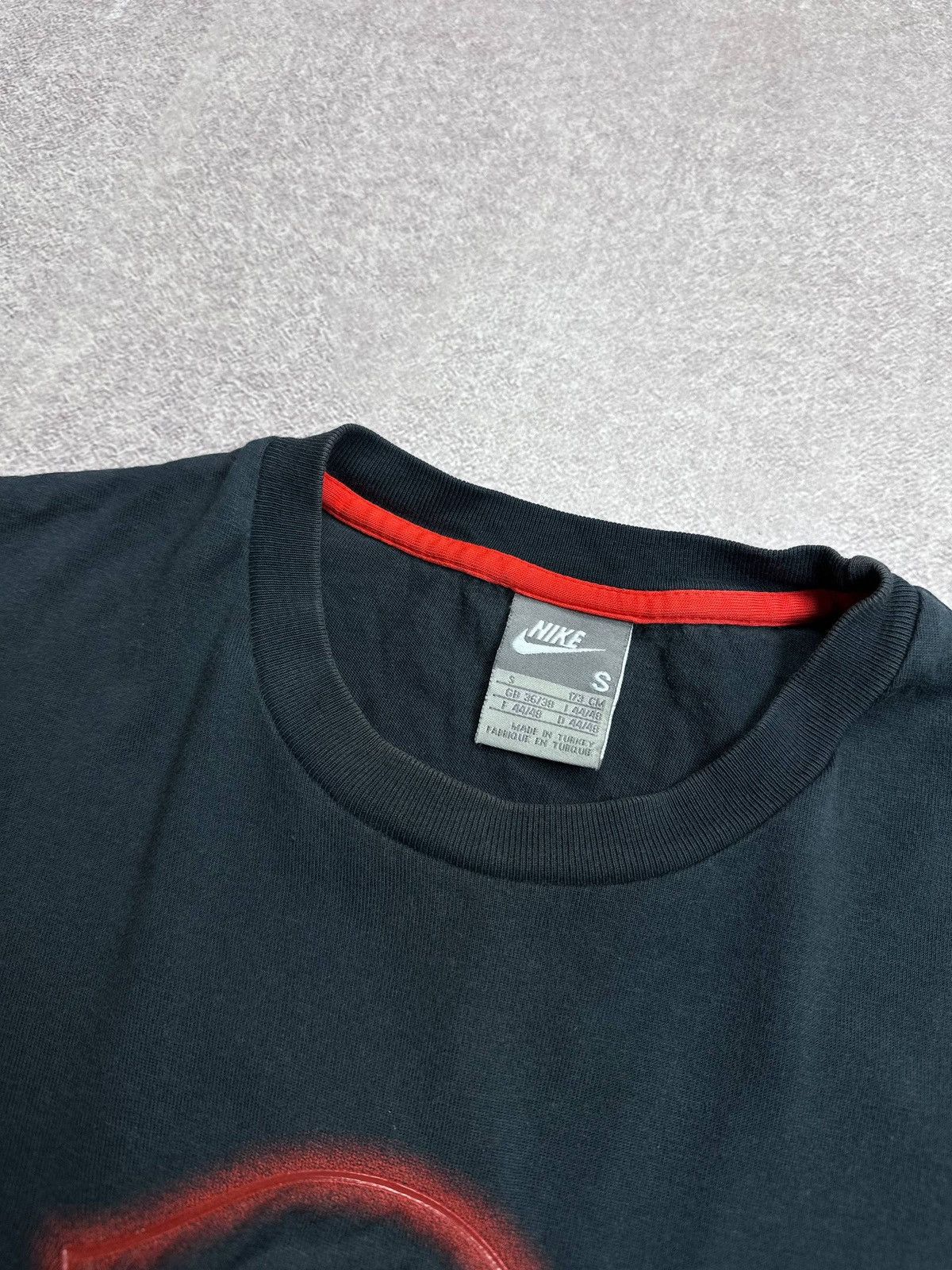 Nike Vintage Nike MU Manchester United Footbalk T-shirt S Size US S / EU 44-46 / 1 - 3 Thumbnail