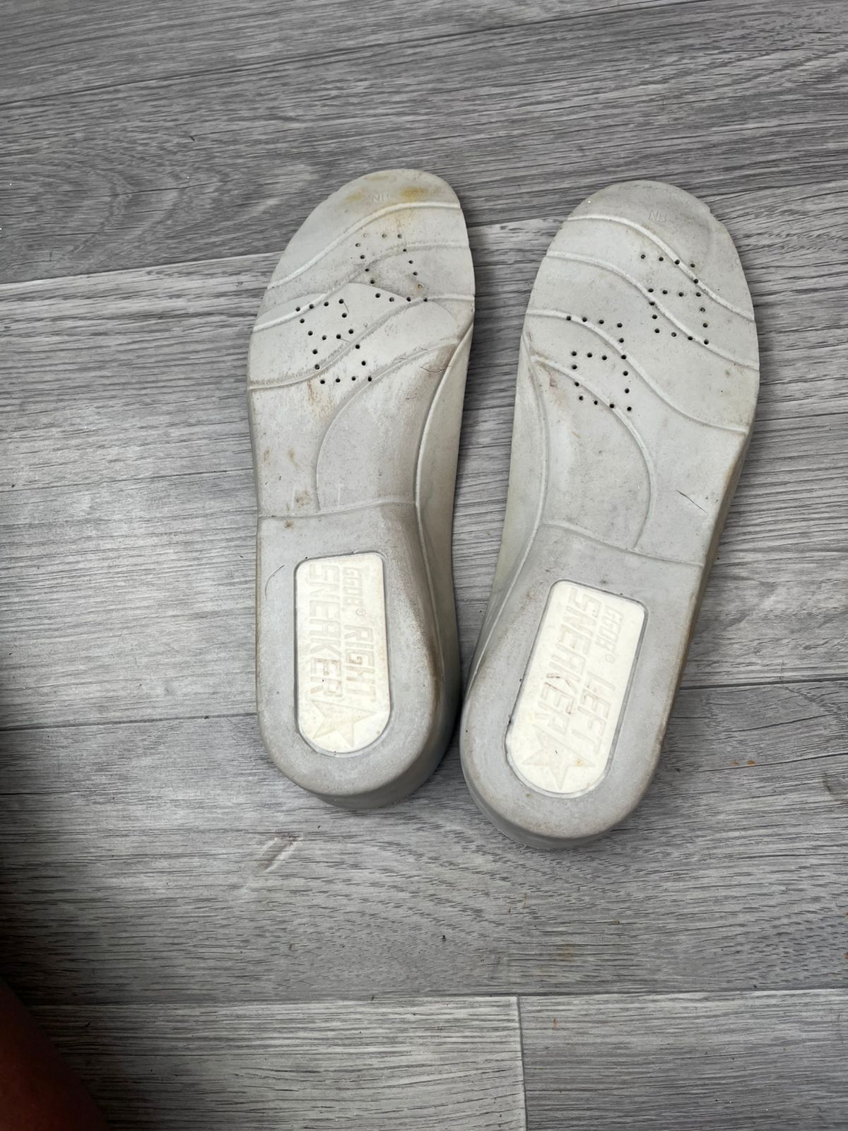 Golden Goose Golden Goose Superstar Distressed Low Top Sneakers Size US 7 / EU 40 - 9 Thumbnail