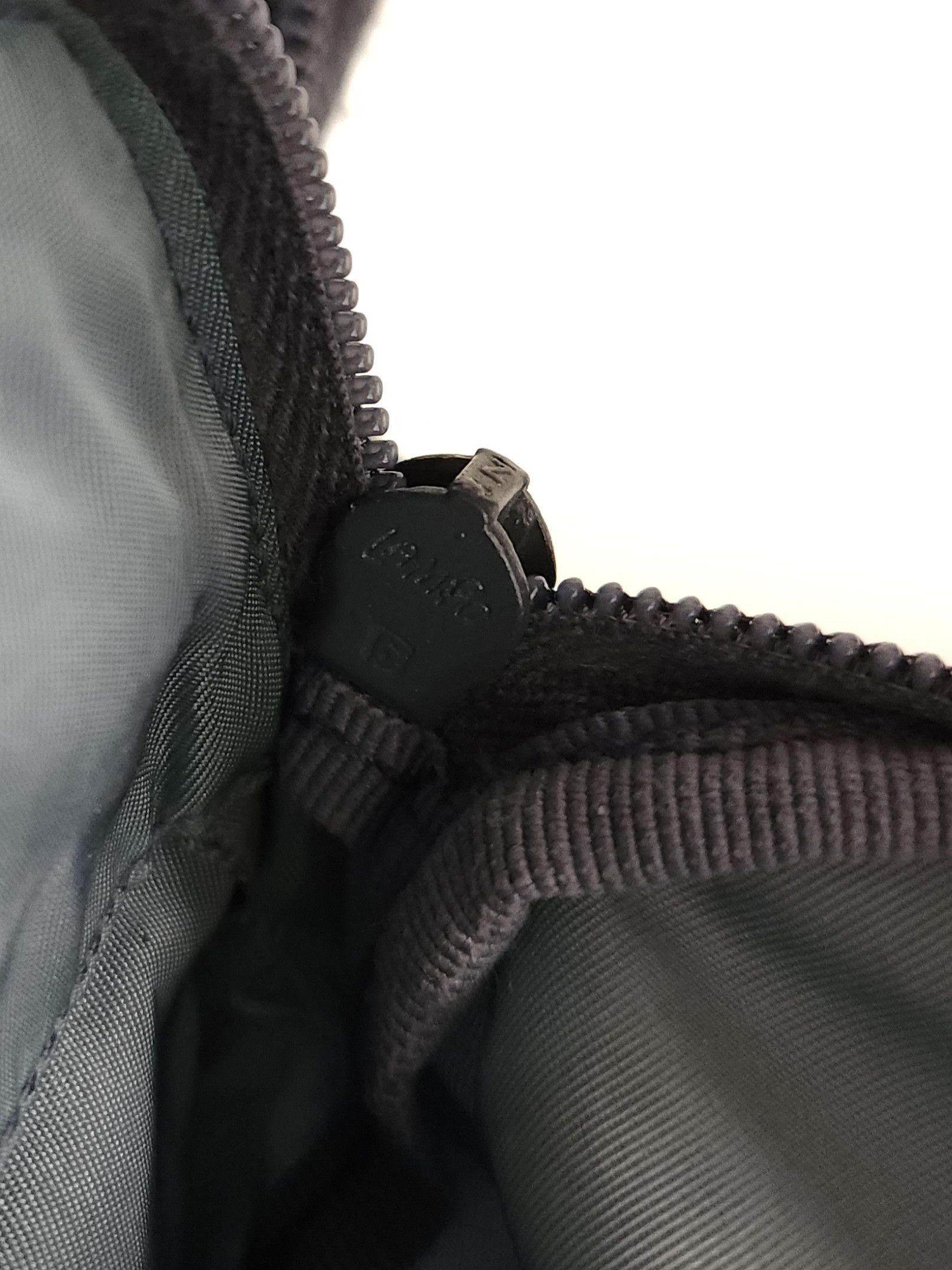 Prada Vintage 90s Prada nylon triangle logo mini cargo backpack Size ONE SIZE - 21 Thumbnail