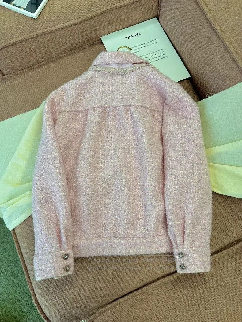 Chanel Chanel 23K Pink Tweed Coat with Diamonds. Size US M / EU 48-50 / 2 - 4 Thumbnail