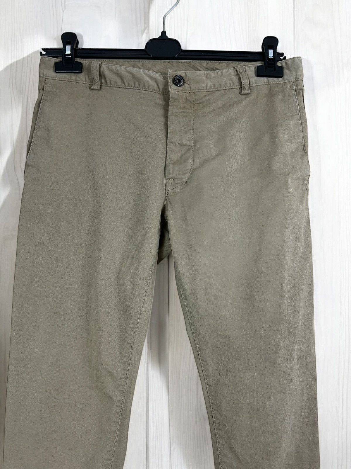 Tiger of Sweden Tiger of Sweden Transit khaki chino trousers size W31 Size US 31 - 2 Thumbnail