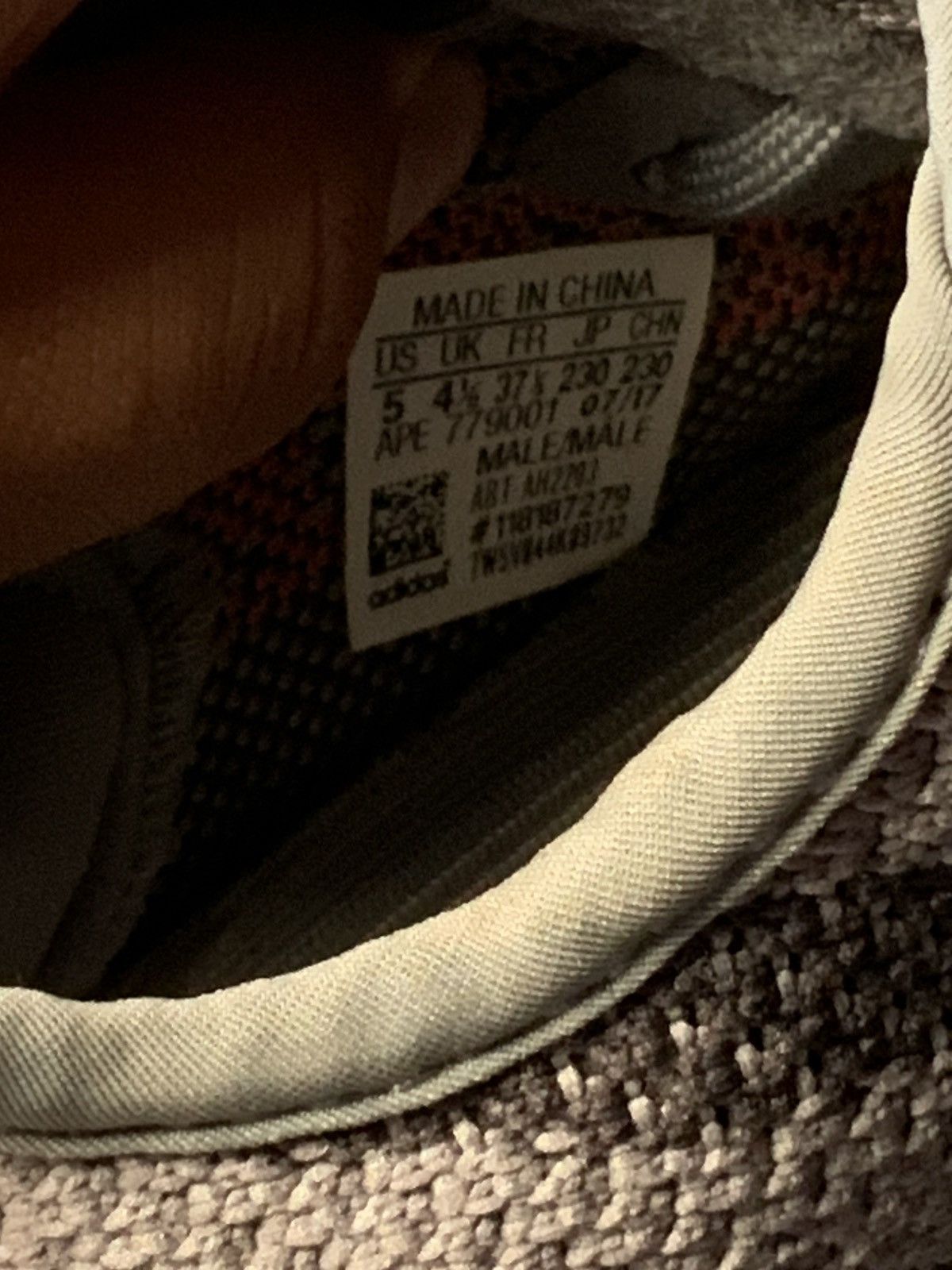 Yeezy Yeezy 350 beluga Size US 5 / EU 37 - 7 Thumbnail