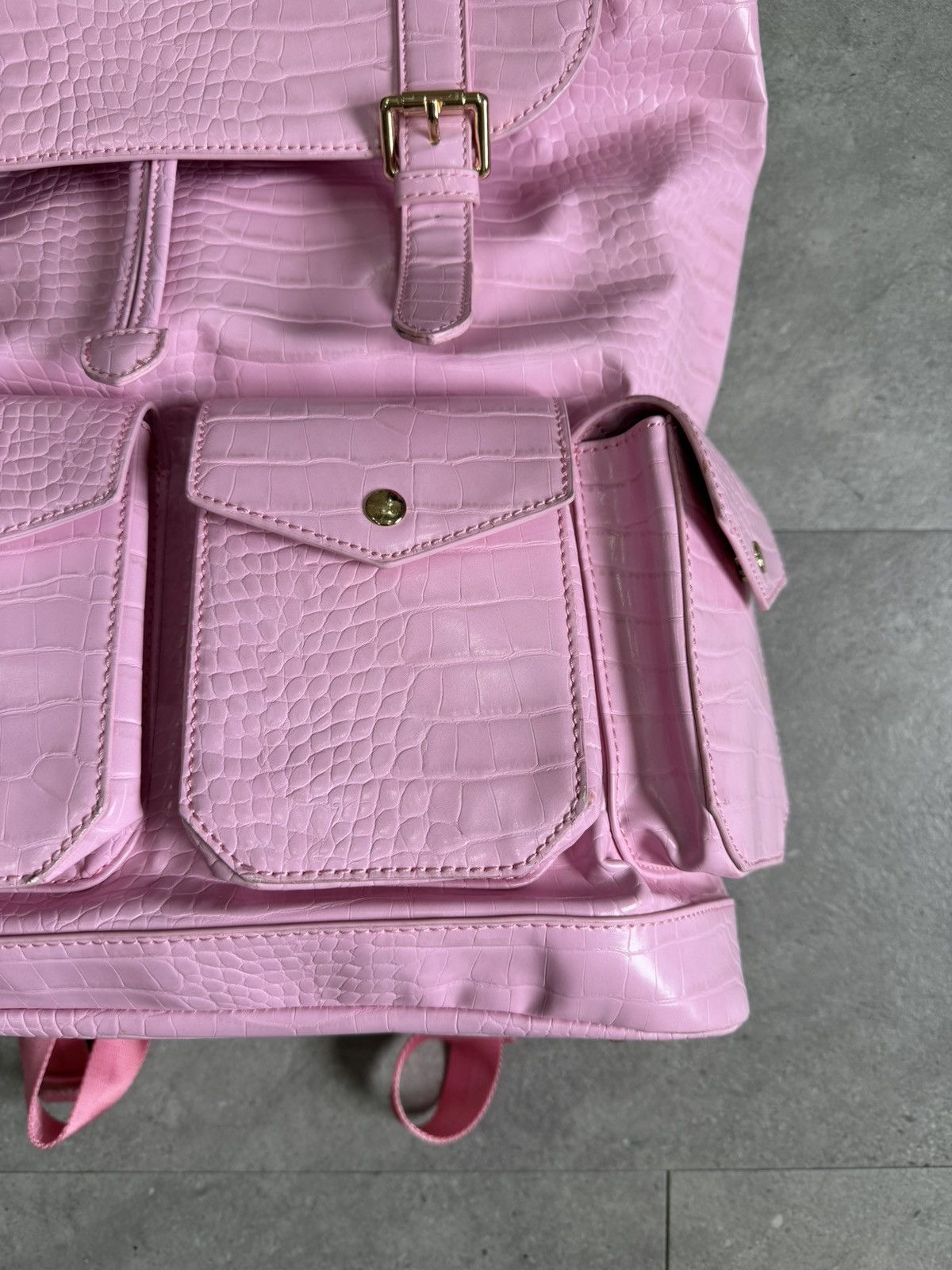 Other Allure County pink snakeskin backpack Size ONE SIZE - 3 Thumbnail