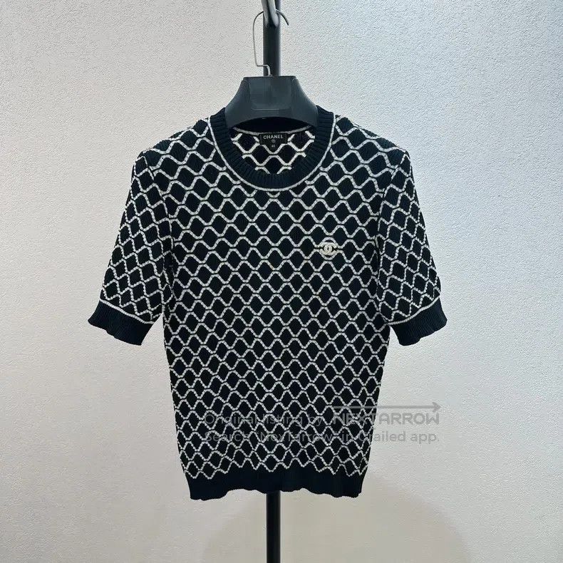 Chanel Xiaoxiang diamond-shaped knitted thin round-neck sl