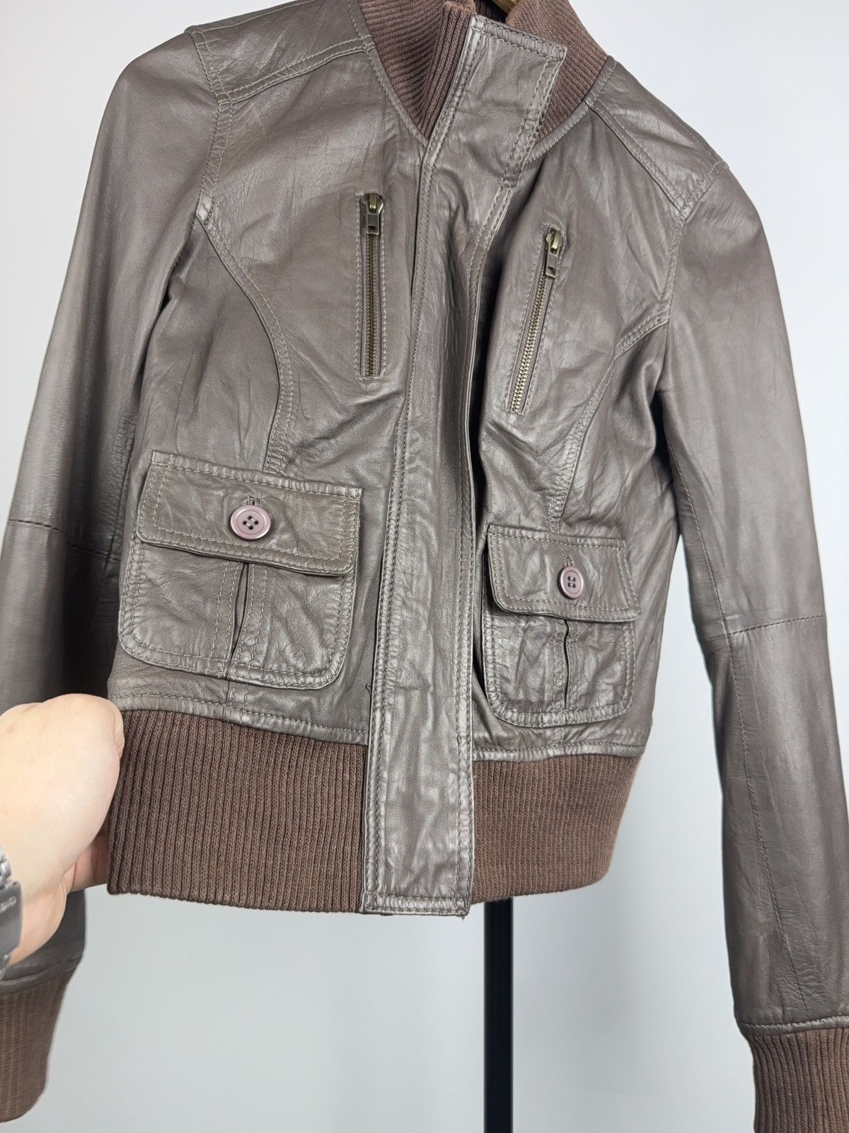 Genuine Leather Saint Tropez Cropped Rock Punk Leather Bomber Jacket XS Y2K Size XS / US 0-2 / IT 36-38 - 4 Thumbnail
