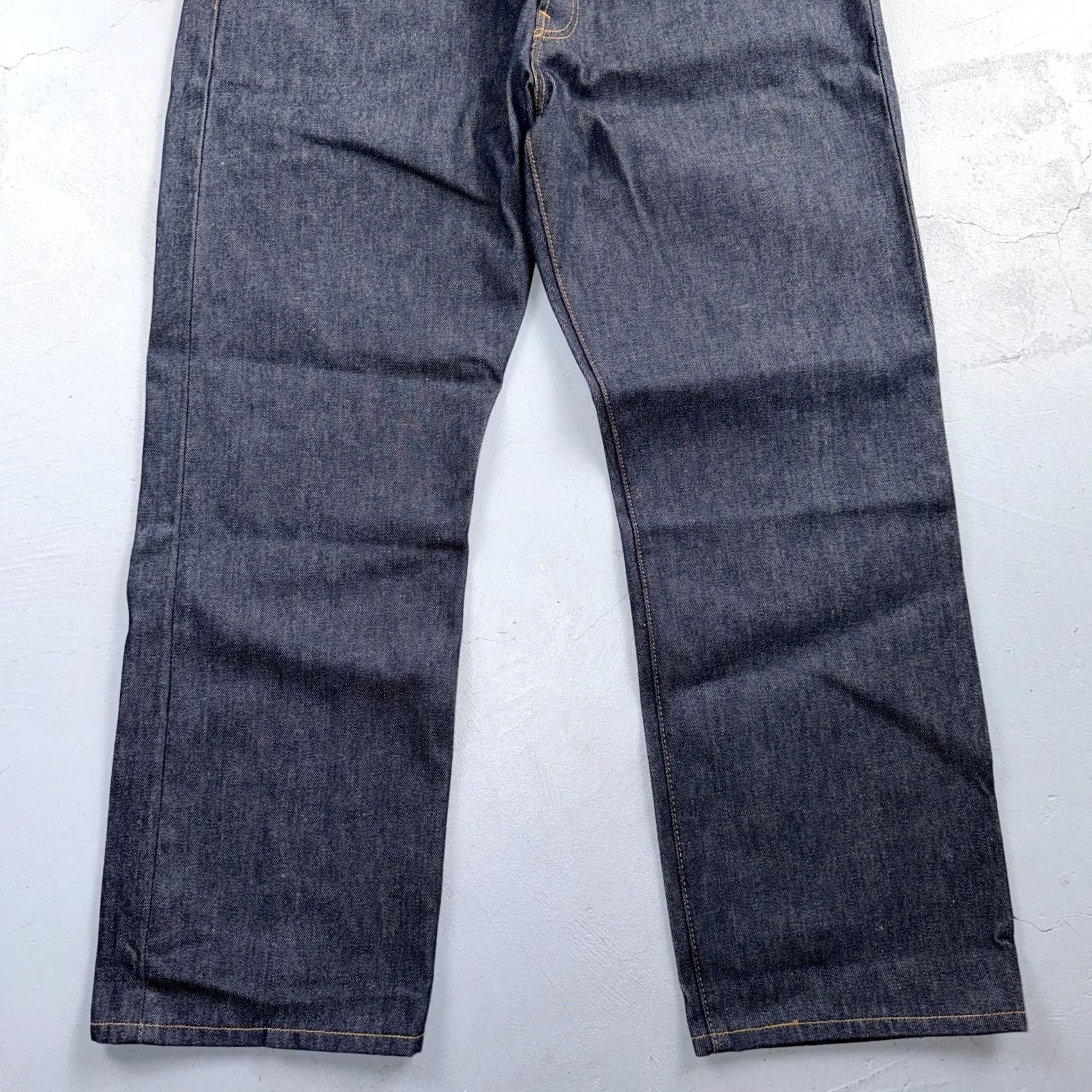 Levi's VINTAGE Levi's 501 Jeans Men 40x30 Black Dark Wash Straight Leg Deadstock Y2K 90s USA Size US 40 / EU 56 - 3 Thumbnail