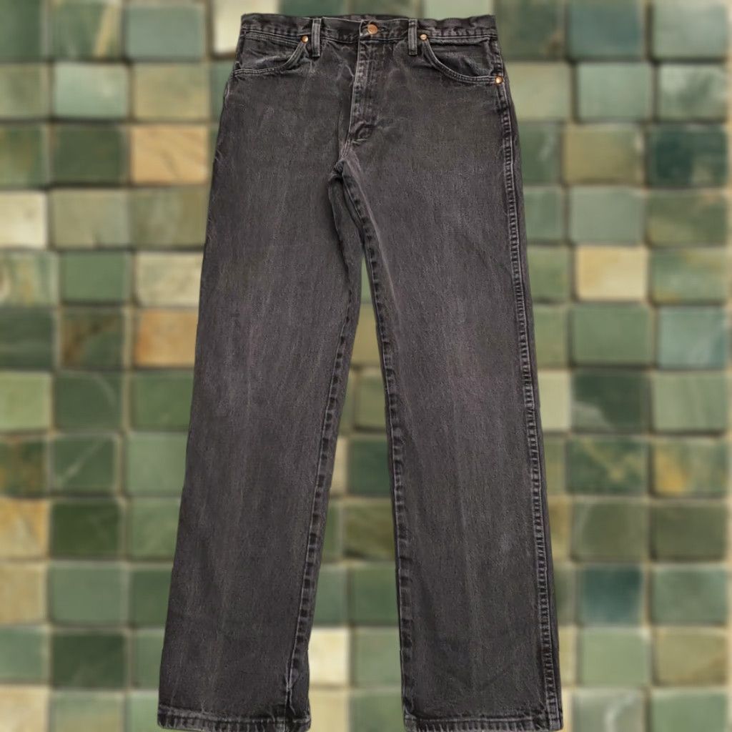 Wrangler Wrangler Jeans Mens 34x34 Black Heavyweight Denim 1013MWZWK Western Cowboy Rodeo Jeans Mens 34 Black Denim Western USA 13MWZ Wrangler 34x34 Size US 34 / EU 50 - 1 Thumbnail