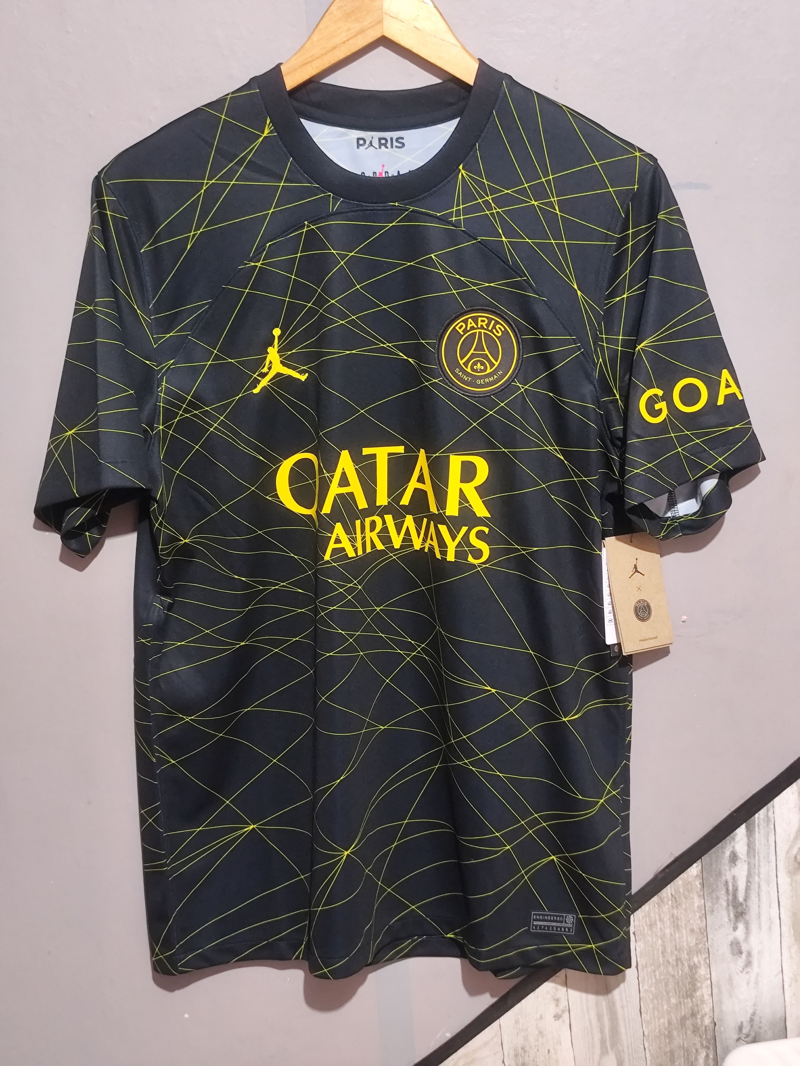 Jordan x Paris Saint-Germain (PSG) 2022/23 #7 Mbappe Jersey - Main Image