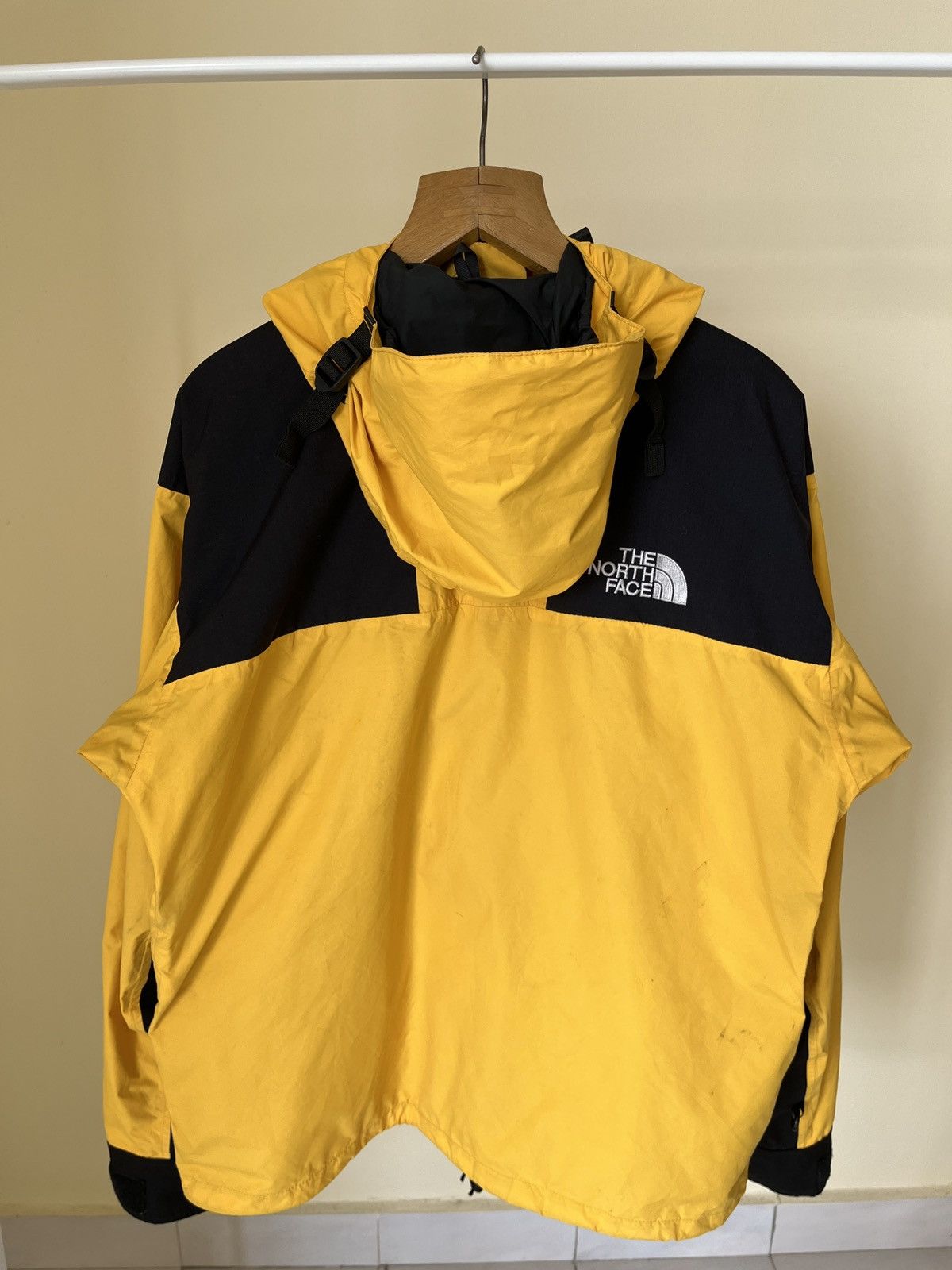 The North Face 90s The North Face Goretex Size US L / EU 52-54 / 3 - 5 Thumbnail