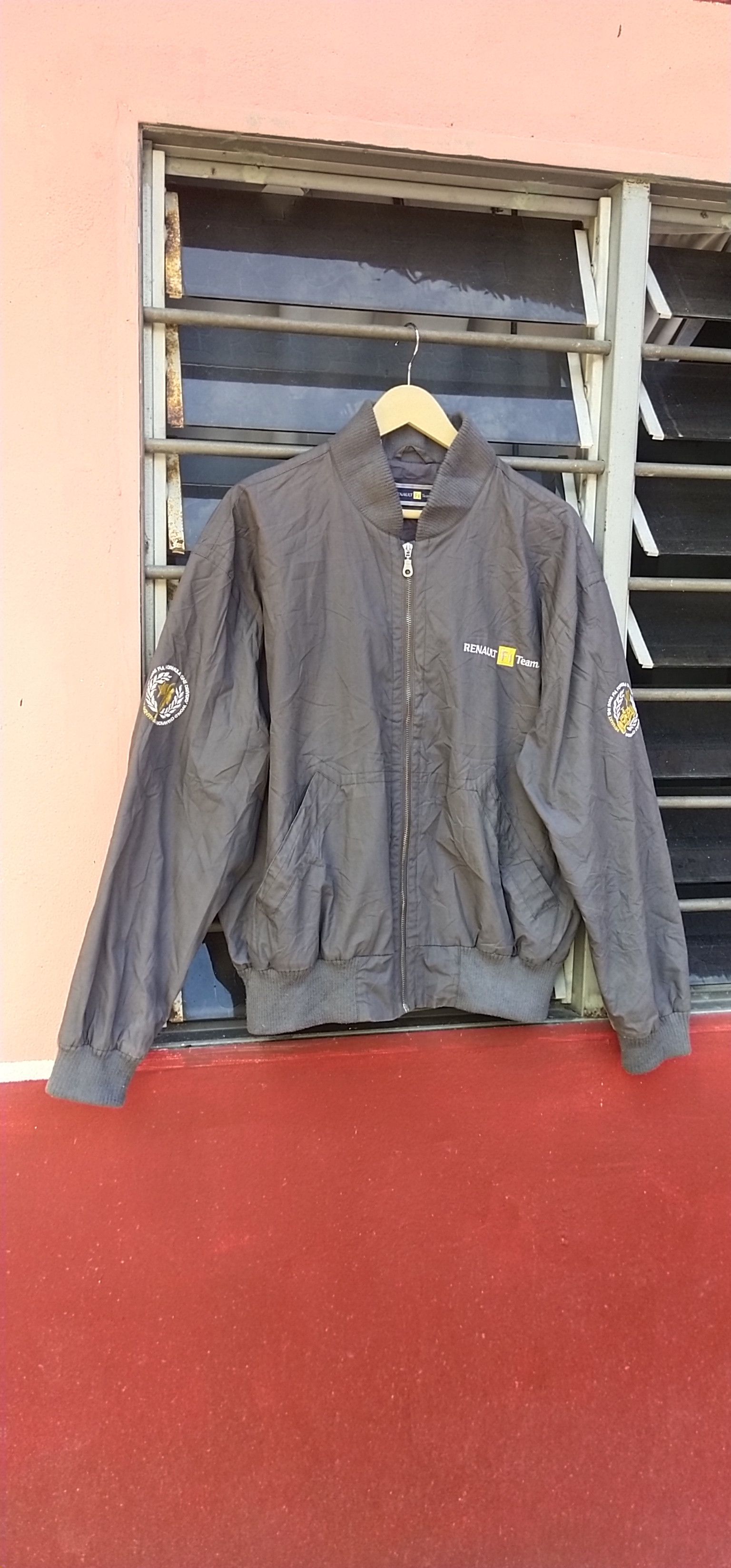 Formula 1 × Sports Specialties Final Drop Formula 1 Jacket L Size US L / EU 52-54 / 3 - 8 Thumbnail