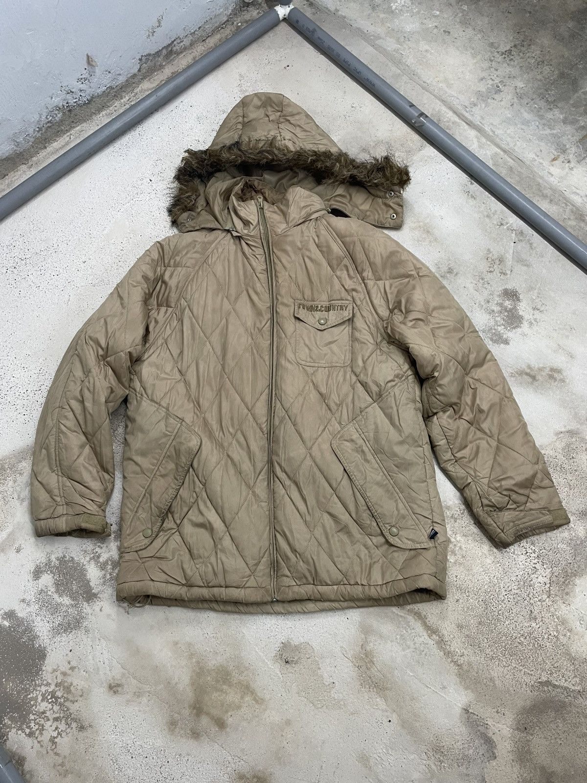 Japanese Brand Town & Country Fur Capes Winter LGB Style Size US L / EU 52-54 / 3 - 1 Thumbnail