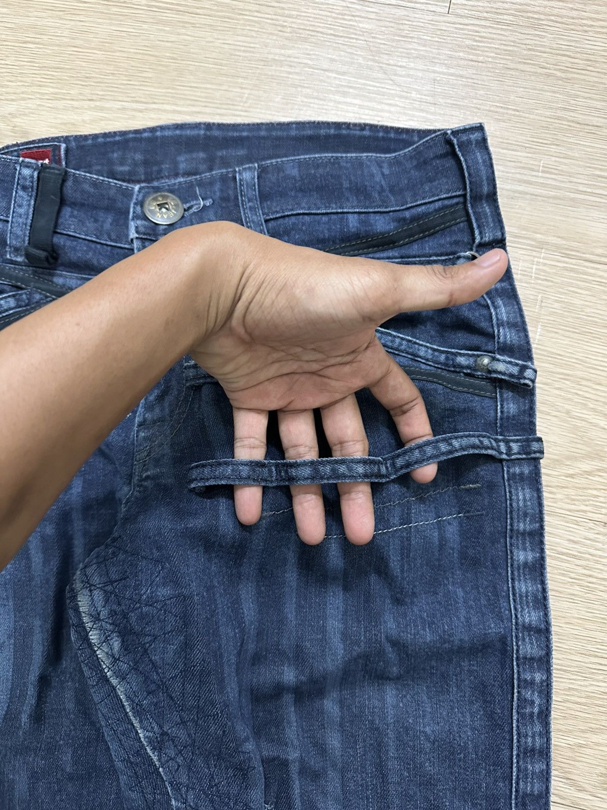 Beauty Beast × Marithe + Francois Girbaud Rare Vintage Marithe Francois Girbaud Tactical Jeans Size 30" / US 8 / IT 44 - 9 Thumbnail