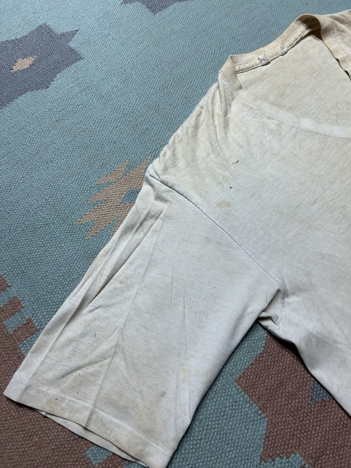 Vintage Vtg 80s blank white t shirt v neck worn soft cotton adult XL Size US XL / EU 56 / 4 - 6 Thumbnail