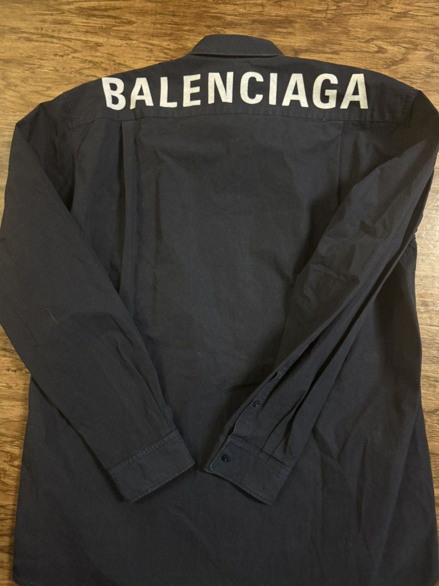 Balenciaga balenciaga navy button up shirt Size US M / EU 48-50 / 2 - 1 Thumbnail