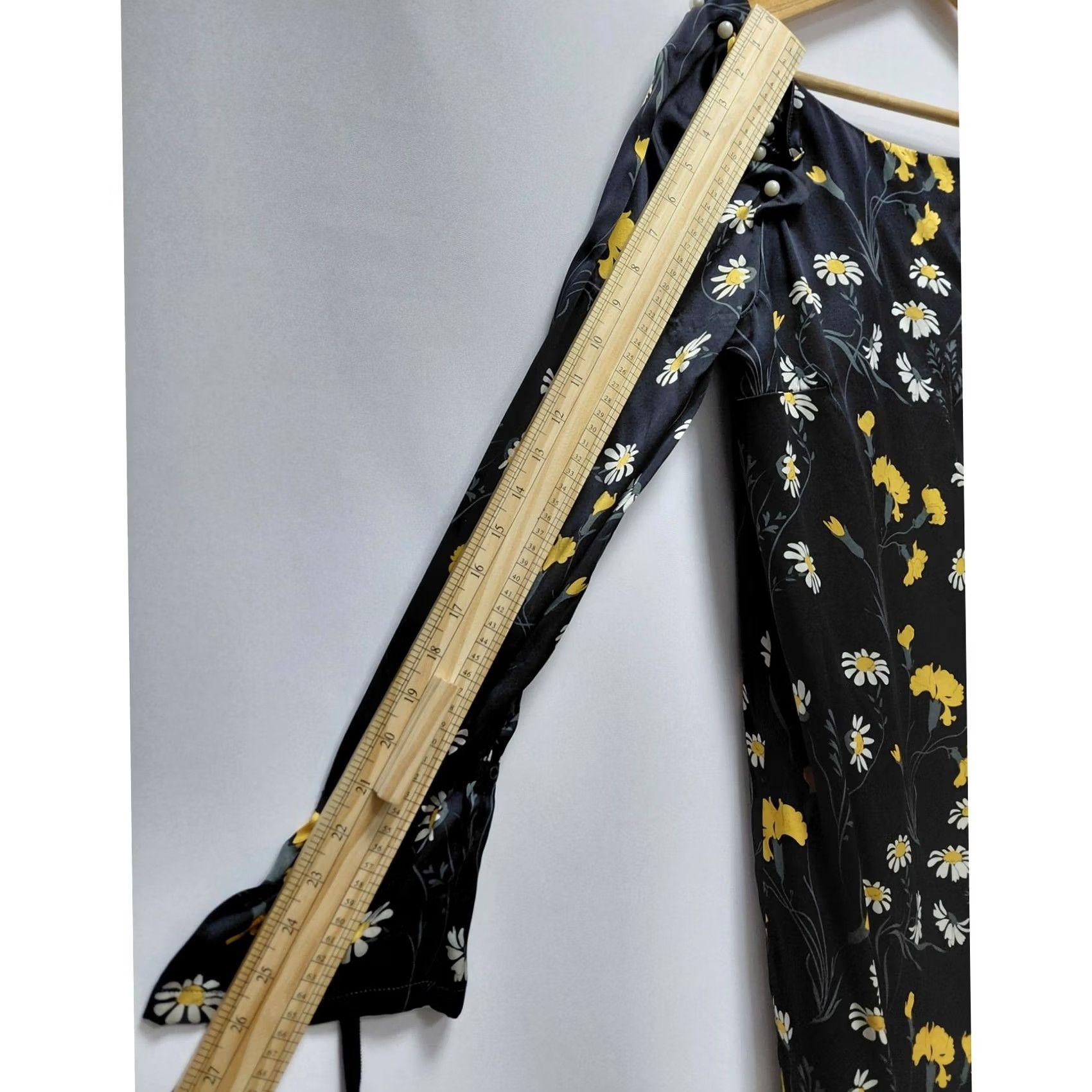 MOTHER Mother of Pearl Silk Dress Black Boat Neck Knee Length Long Sleeve Size M Women’s A-Line Sheath Floral 100% Silk Button Dry Clean Only Girls? Size M / US 6-8 / IT 42-44 - 7 Thumbnail
