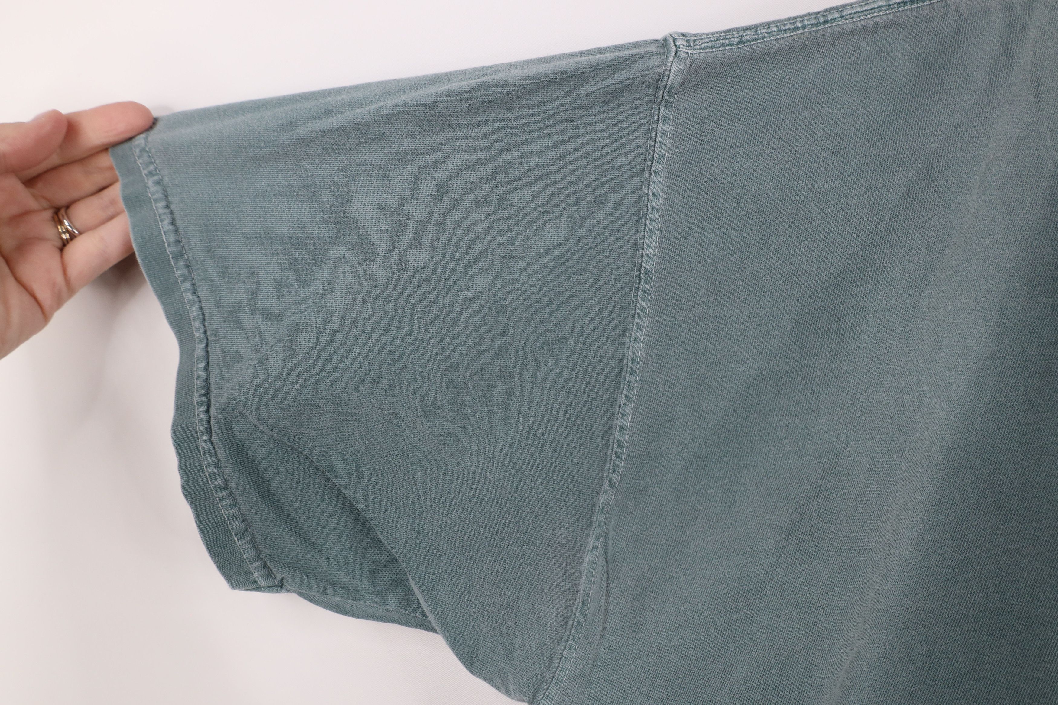 Vintage Vintage 90s Streetwear Stonewash Kauai Coffee T-Shirt Green Size US L / EU 52-54 / 3 - 8 Thumbnail