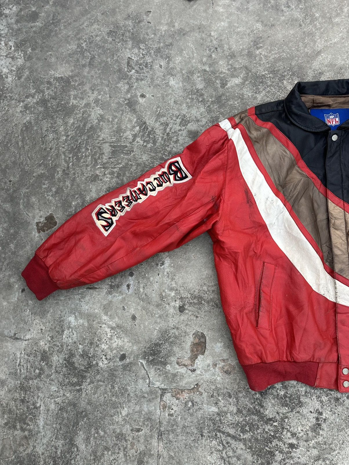 Reebok Rare Vintage Jeff Hamilton Buccaneers NFL x Reebok Jacket Size US XL / EU 56 / 4 - 6 Thumbnail