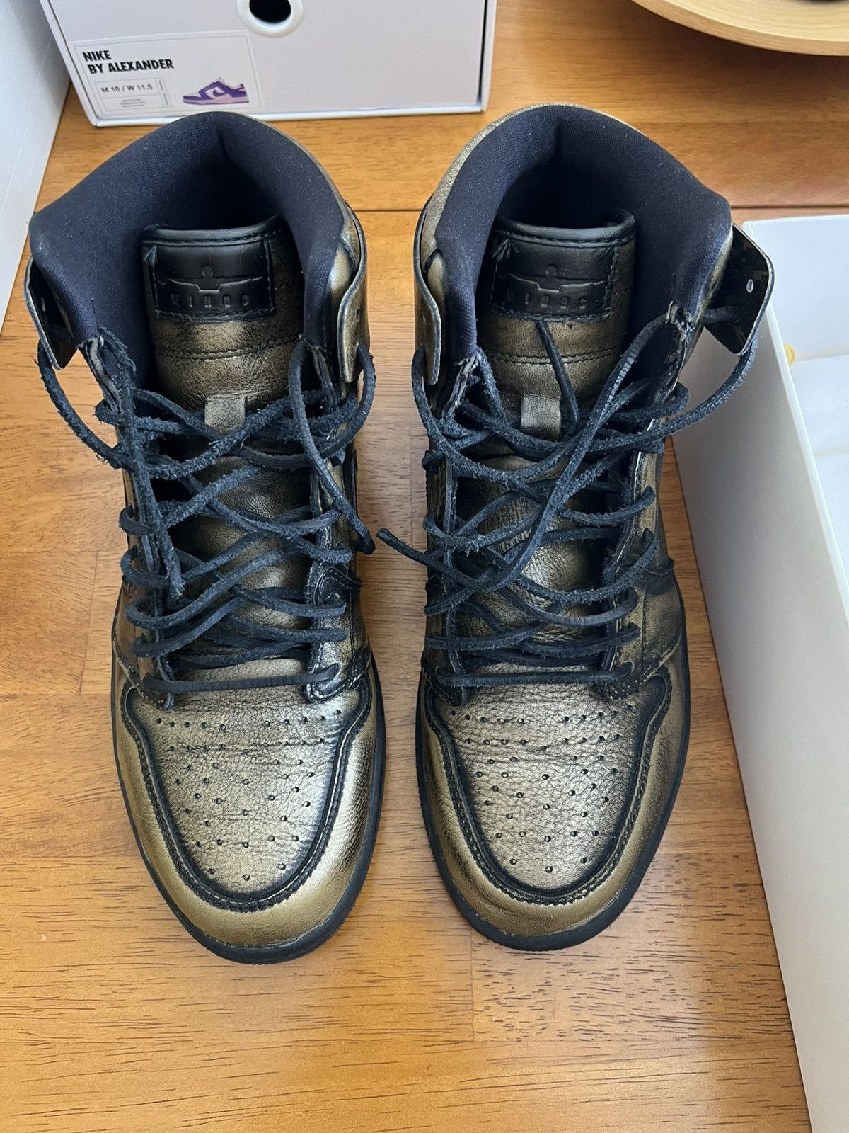 Jordan Brand Air Jordan 1 Retro High OG ‘Wings’ Size US 10 / EU 43 - 3 Thumbnail