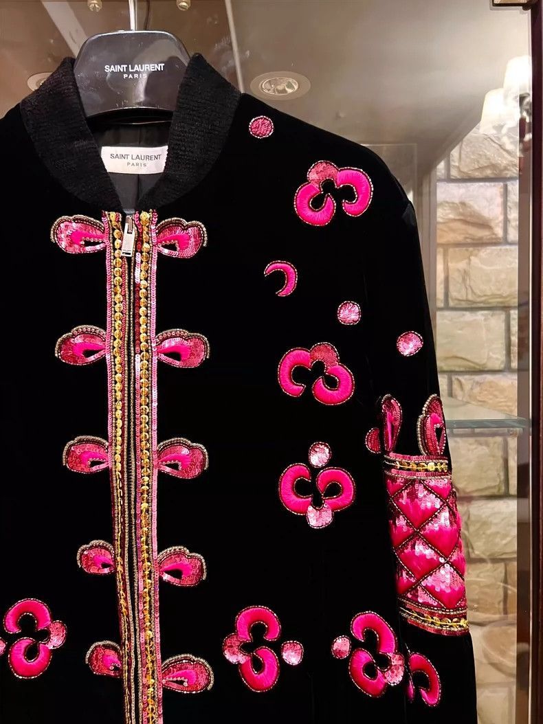 Saint Laurent Paris Saint Laurent Paris Black velvet embroidered heavy-duty jac Size US M / EU 48-50 / 2 - 2 Thumbnail