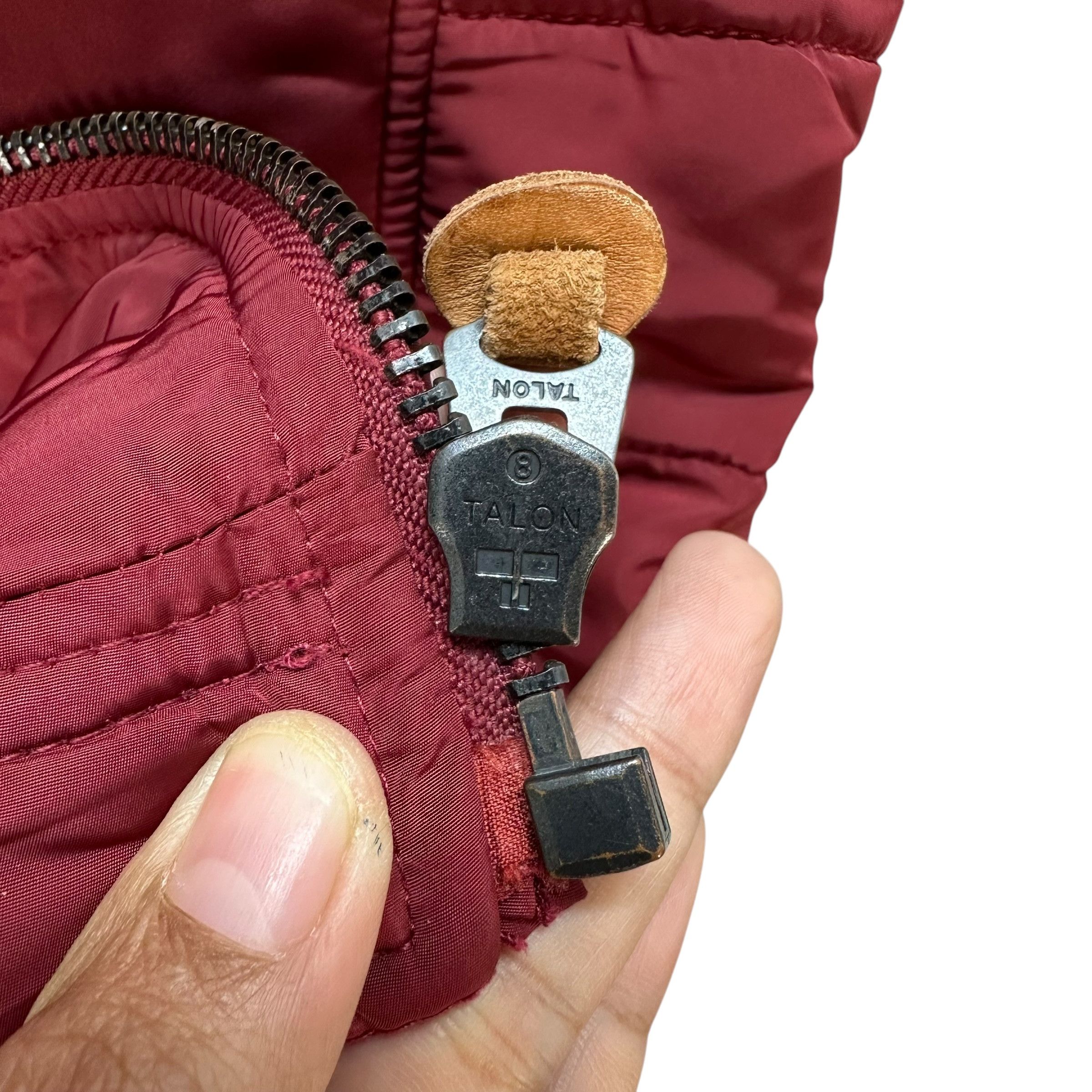 Diesel DIESEL DuPont Teflon Red Puffer Hooded Vest #A79-1904 Size US M / EU 48-50 / 2 - 10 Thumbnail