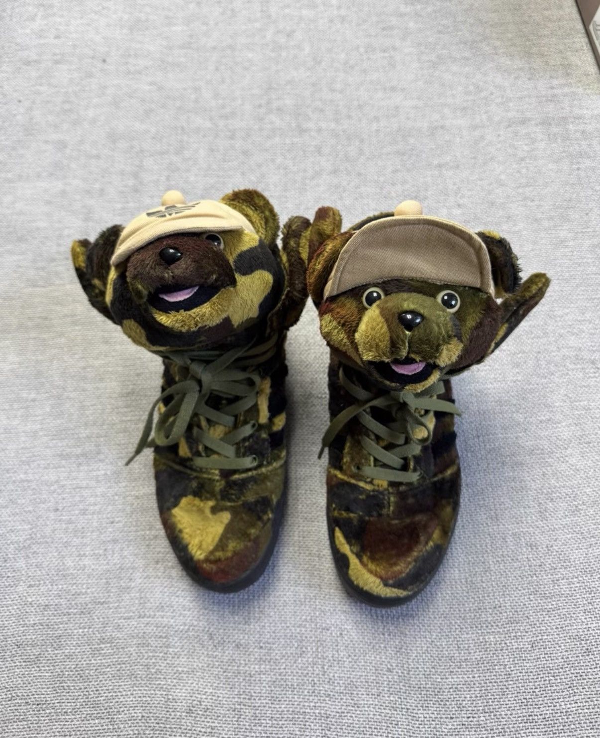 Adidas Adidas Jeremy Scott Wings Bear camouflage bear design K37 Size US 9.5 / EU 42-43 - 2 Thumbnail