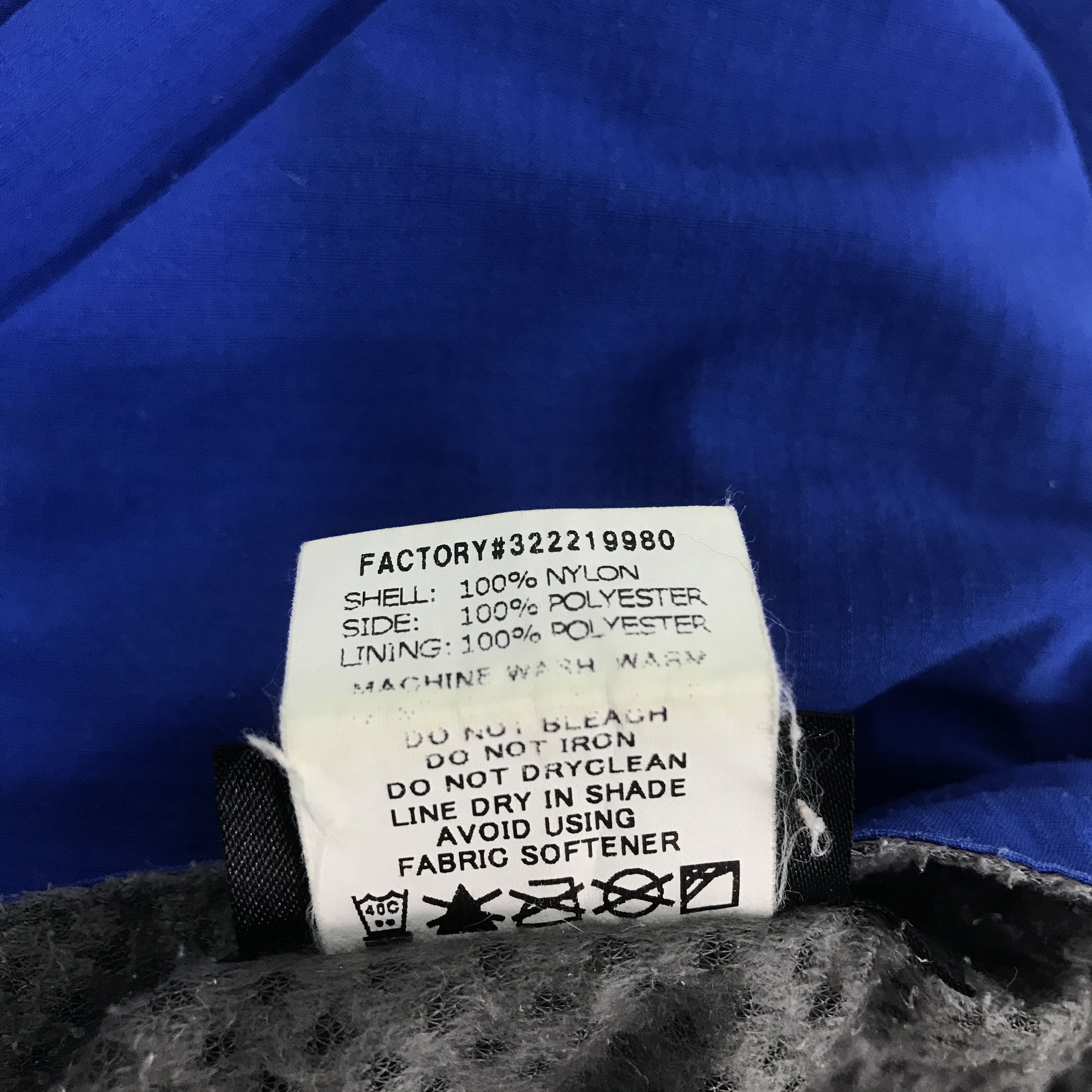 Montbell Montbell outdoor Brand Vest jacket K67B7 Size US L / EU 52-54 / 3 - 10 Thumbnail