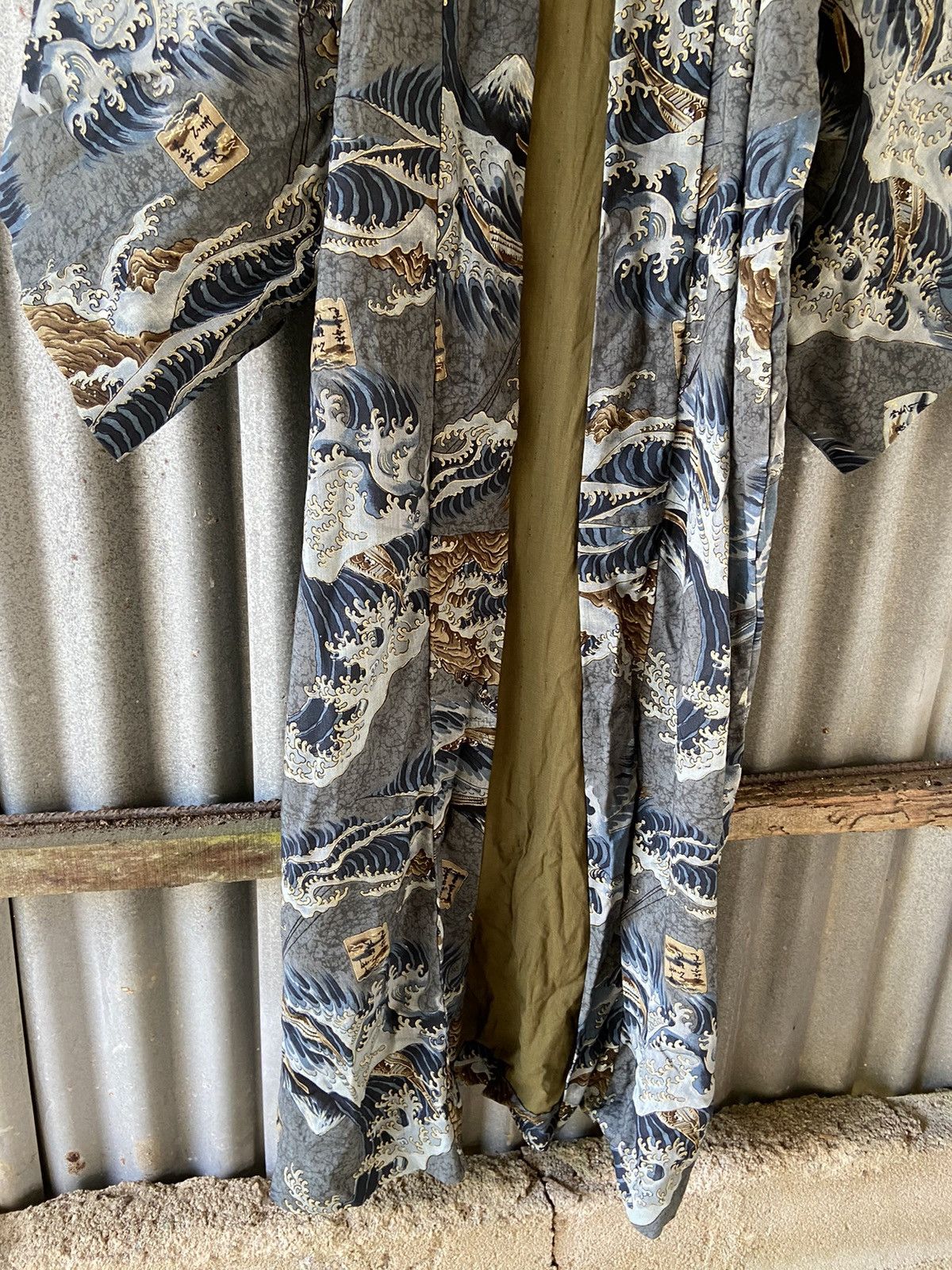 Komono Vintage Japanese Kimono Robe Great Wave Hokusai Yukata Haori Size US M / EU 48-50 / 2 - 4 Thumbnail