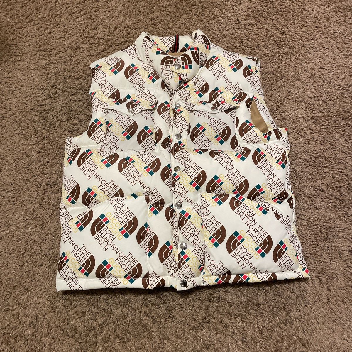 Gucci × The North Face Gucci x the north face puffer vest Size US XL / EU 56 / 4 - 1 Thumbnail